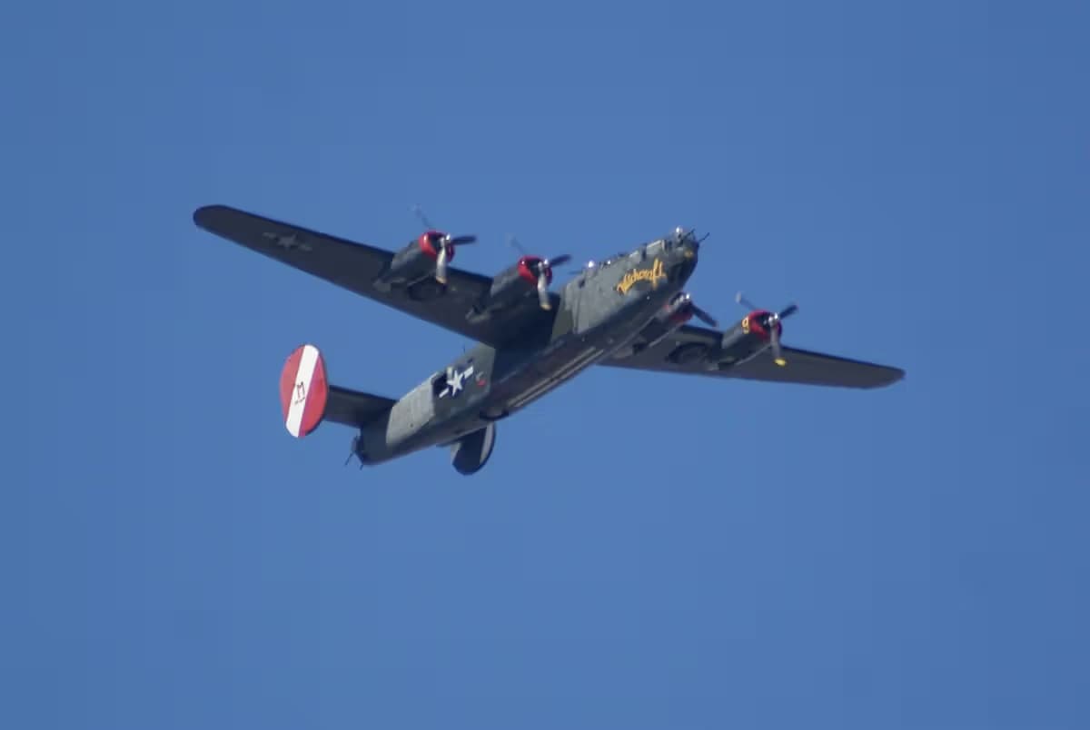 Unidentified — Aircraft