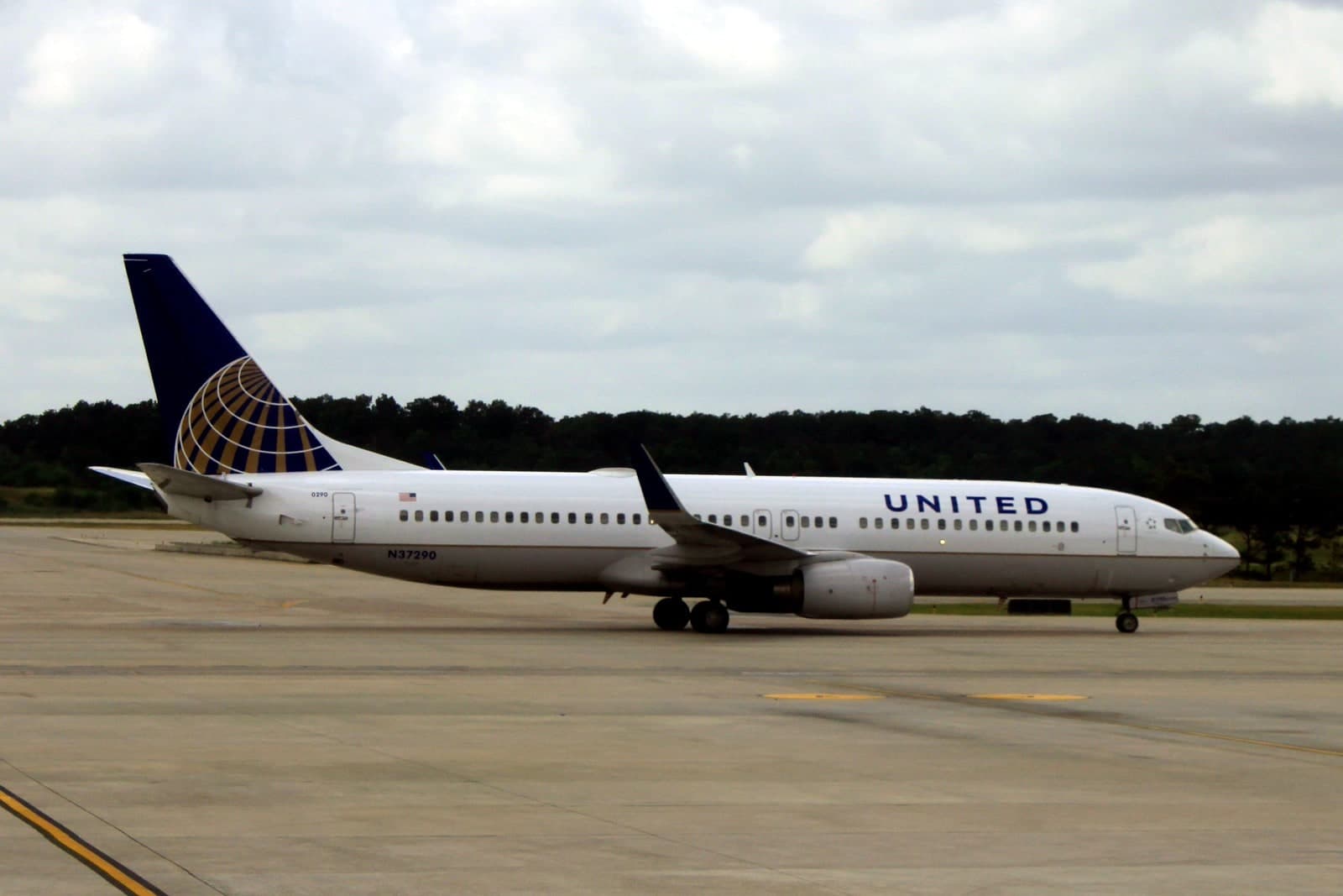 N37290 — Boeing