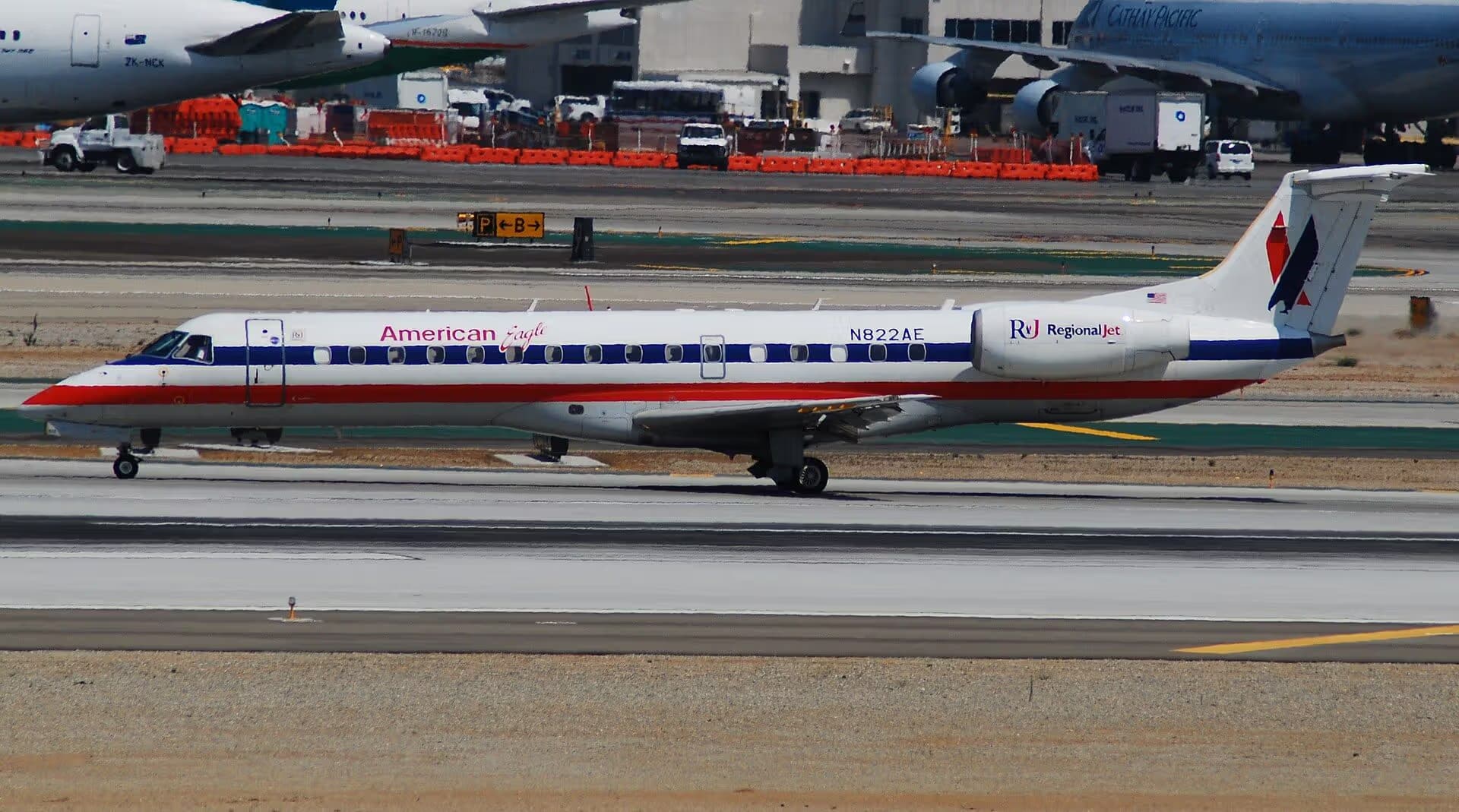 N822AE — Embraer