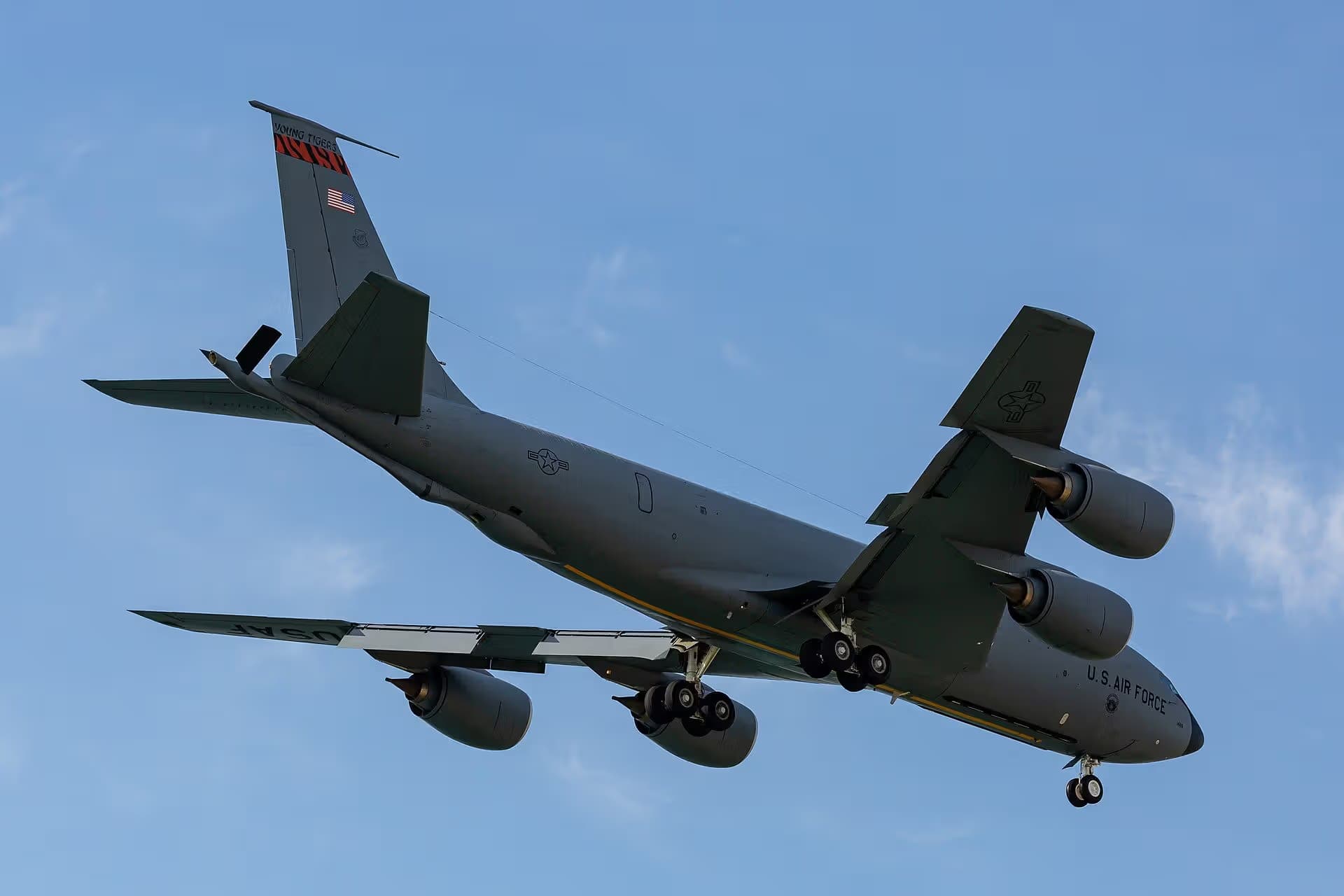 Unidentified — Aircraft