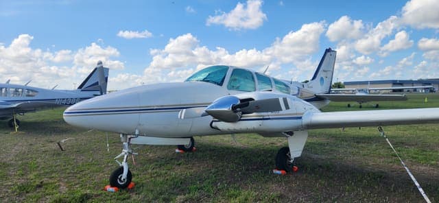 N14386 - Piper Apache PA-23-250