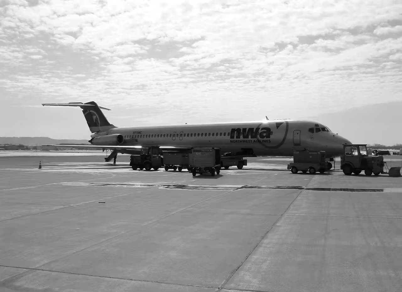 N774NC — Douglas