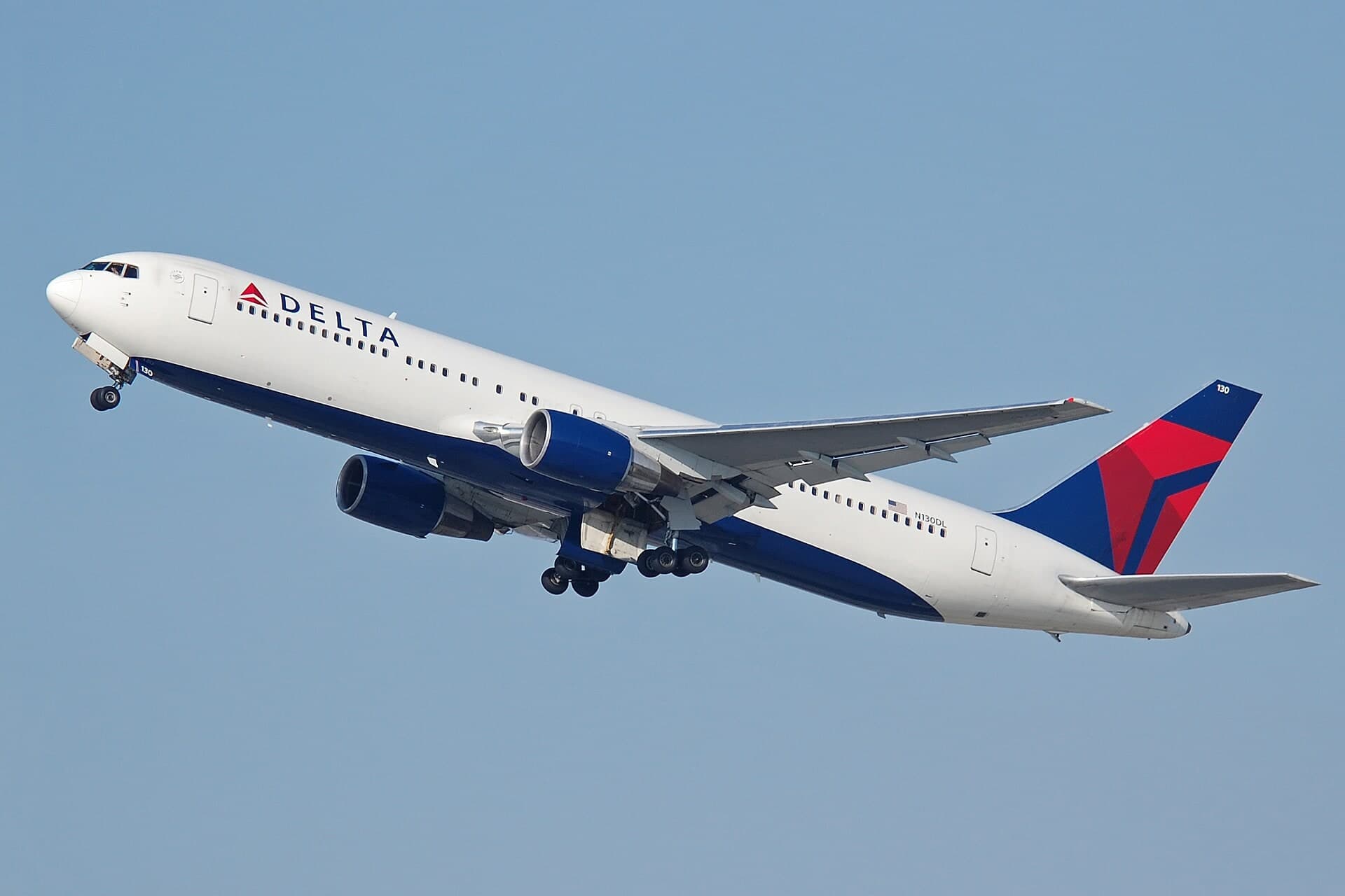 N130DL — Boeing