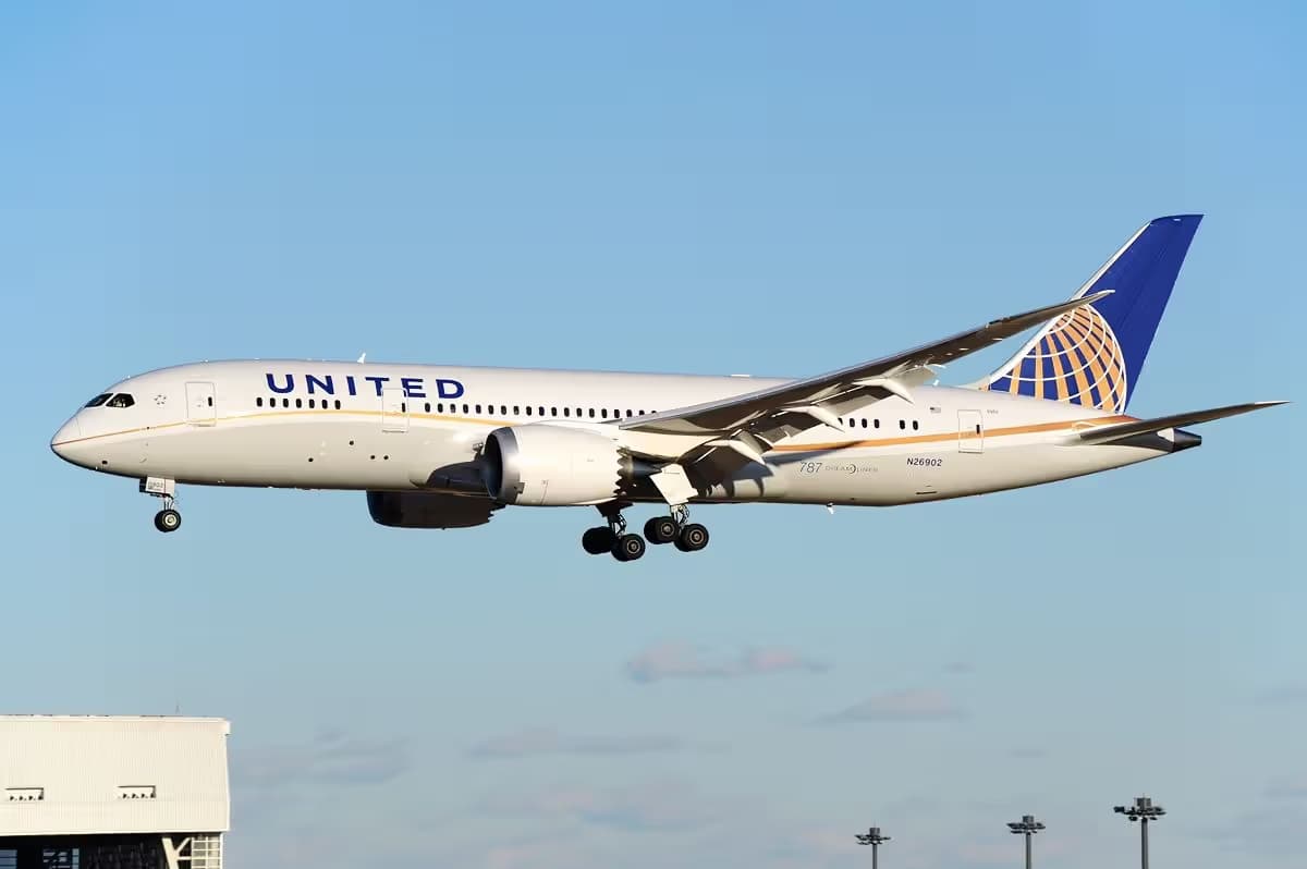 N26902 — Boeing