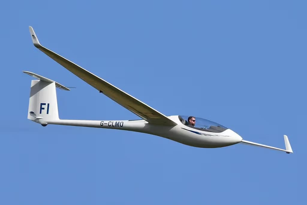 G-CLMO — Glider