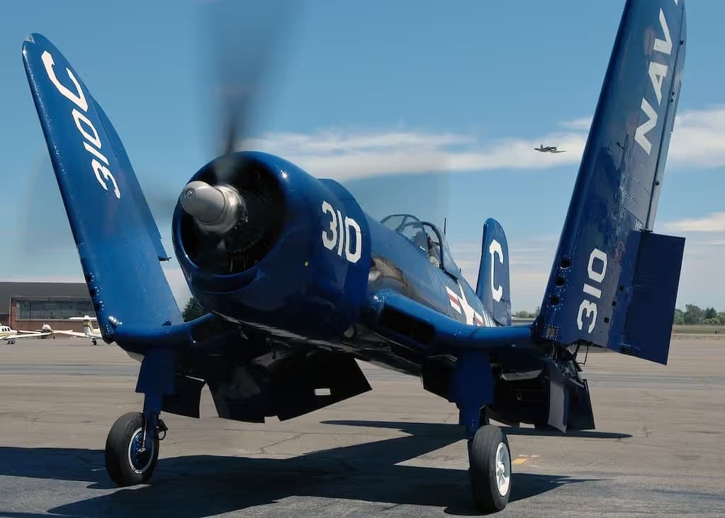 N72378 — Warbird