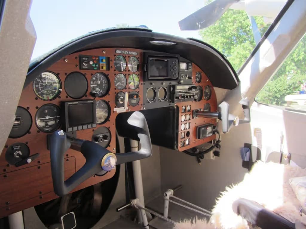 N204EM — Aircraft