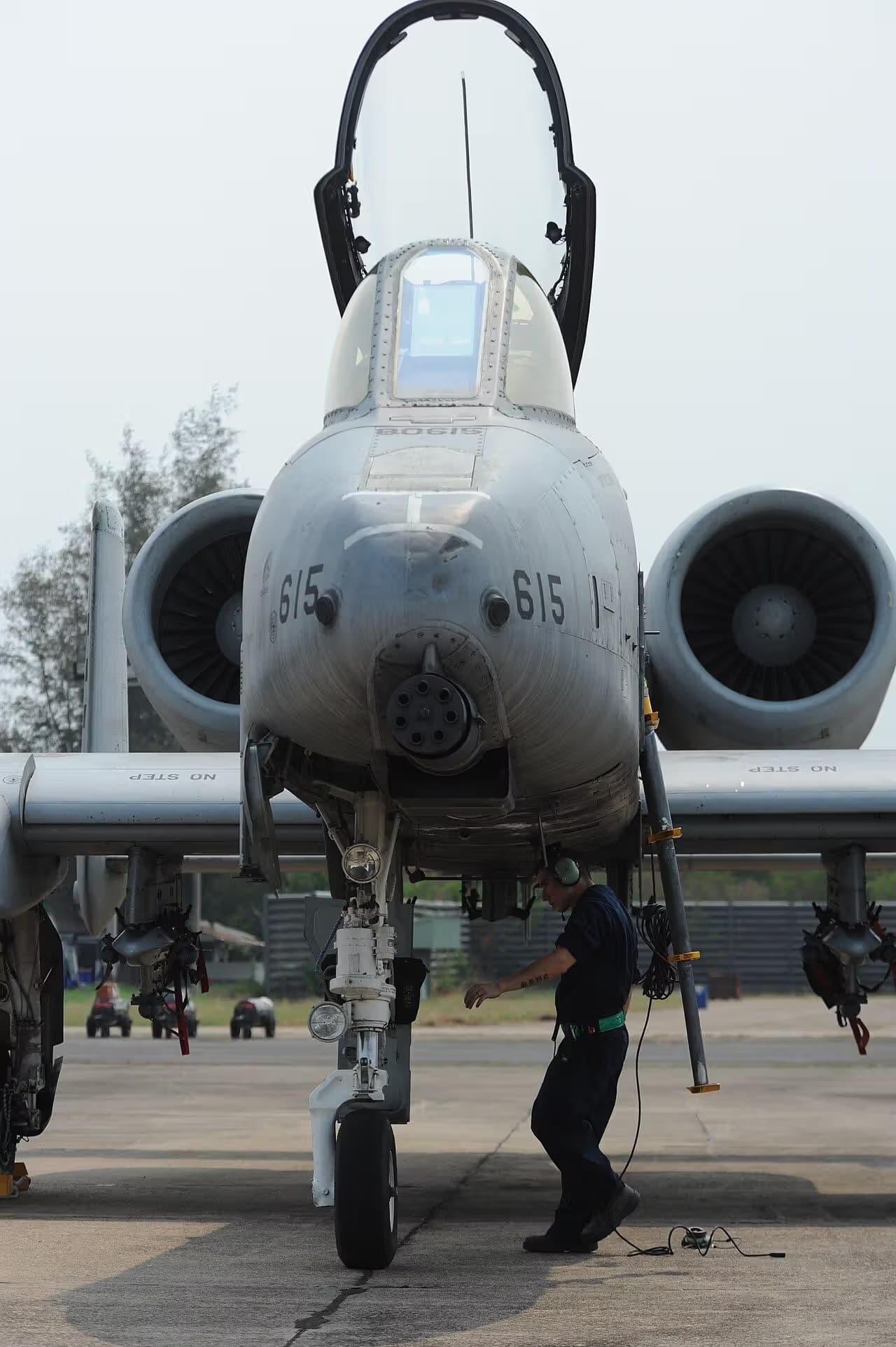 Unidentified — Aircraft