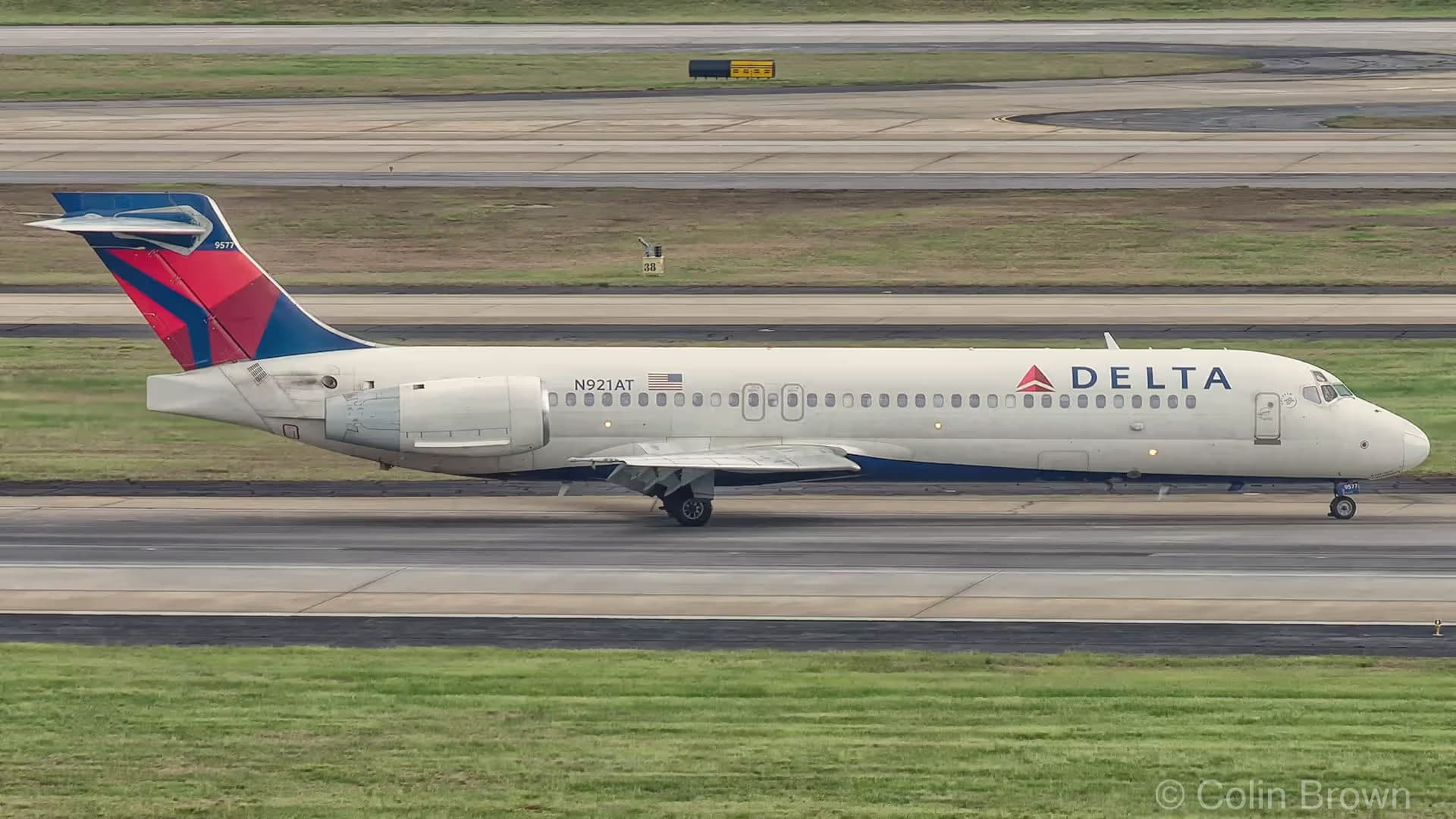 N921AT — Boeing