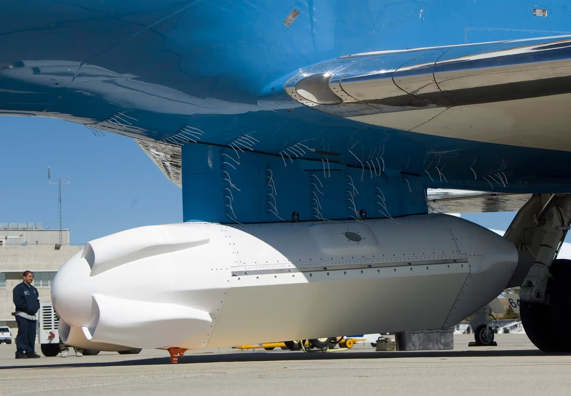 Unidentified — Business jet