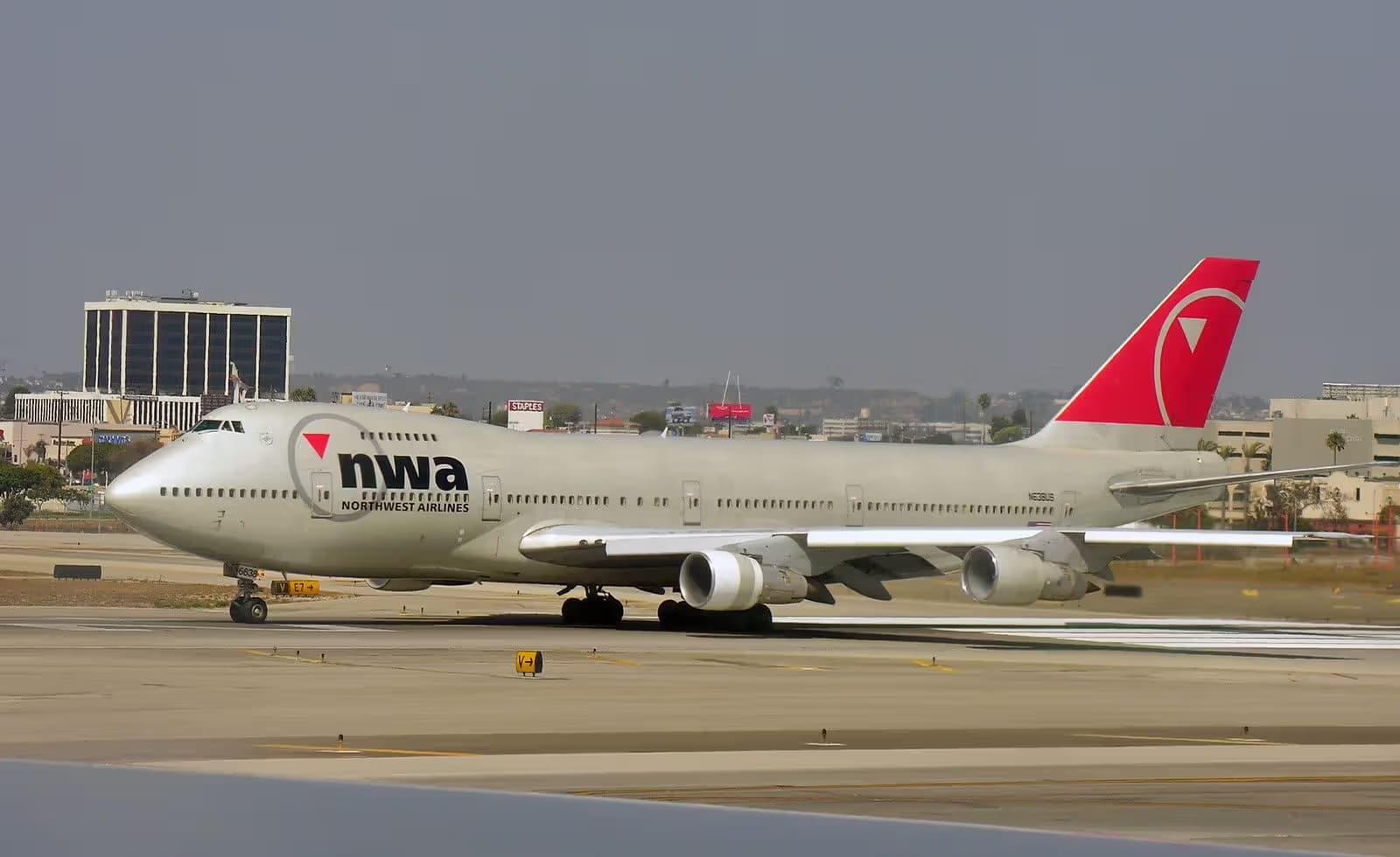 N638US — Boeing
