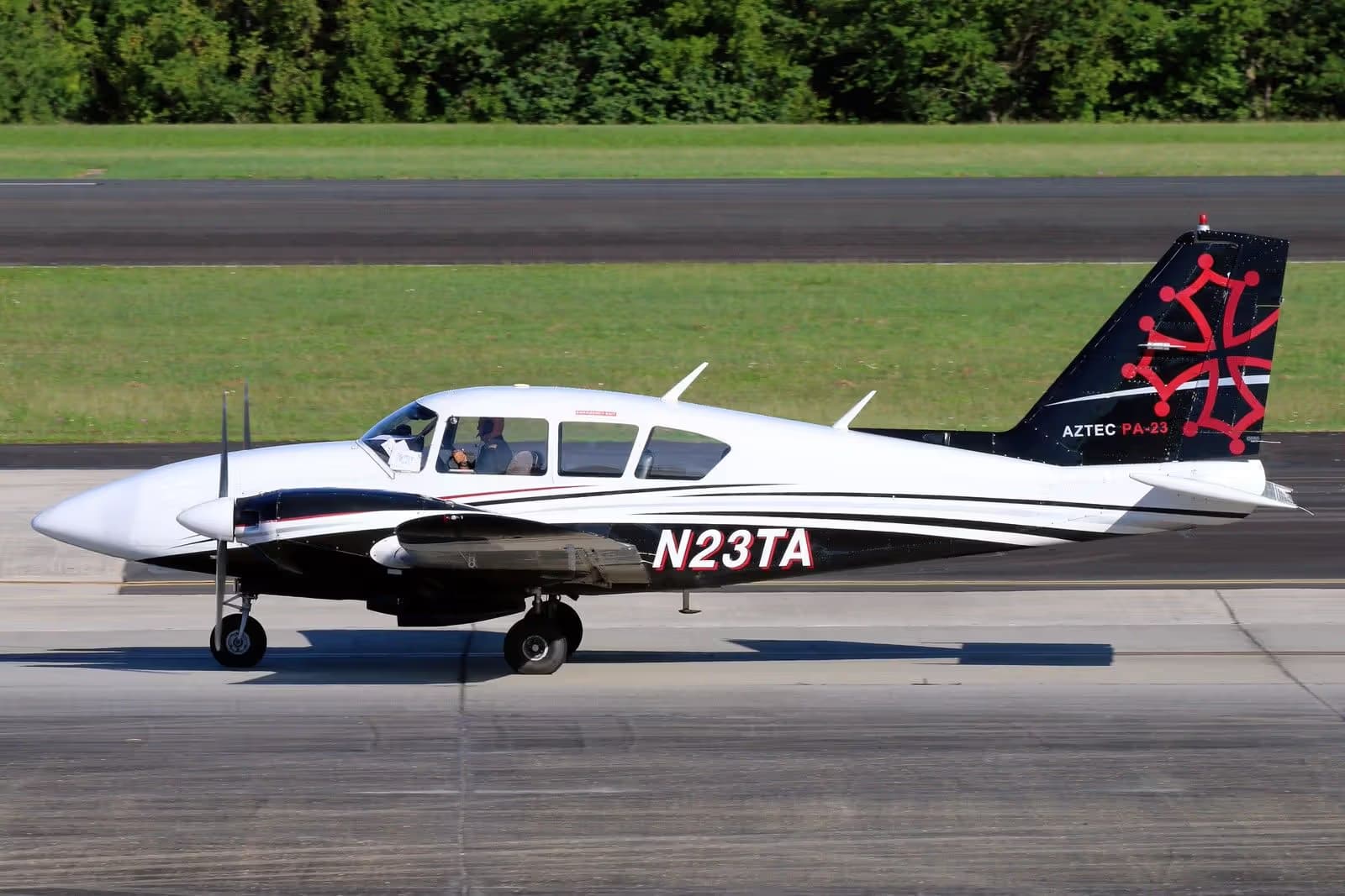 N23TA — Piper