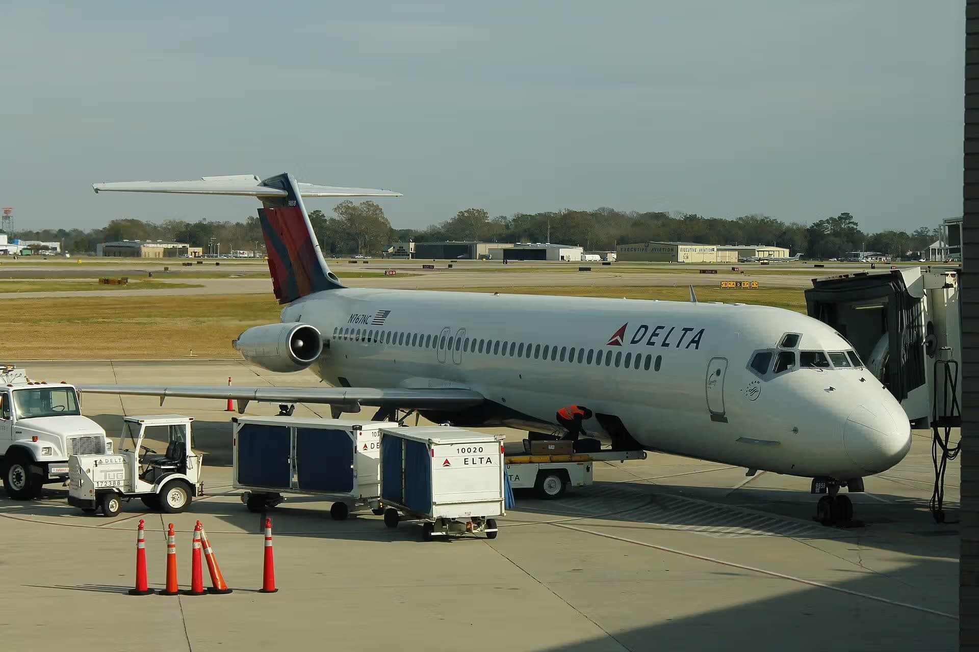 N767NC — Twin-engine aircraft