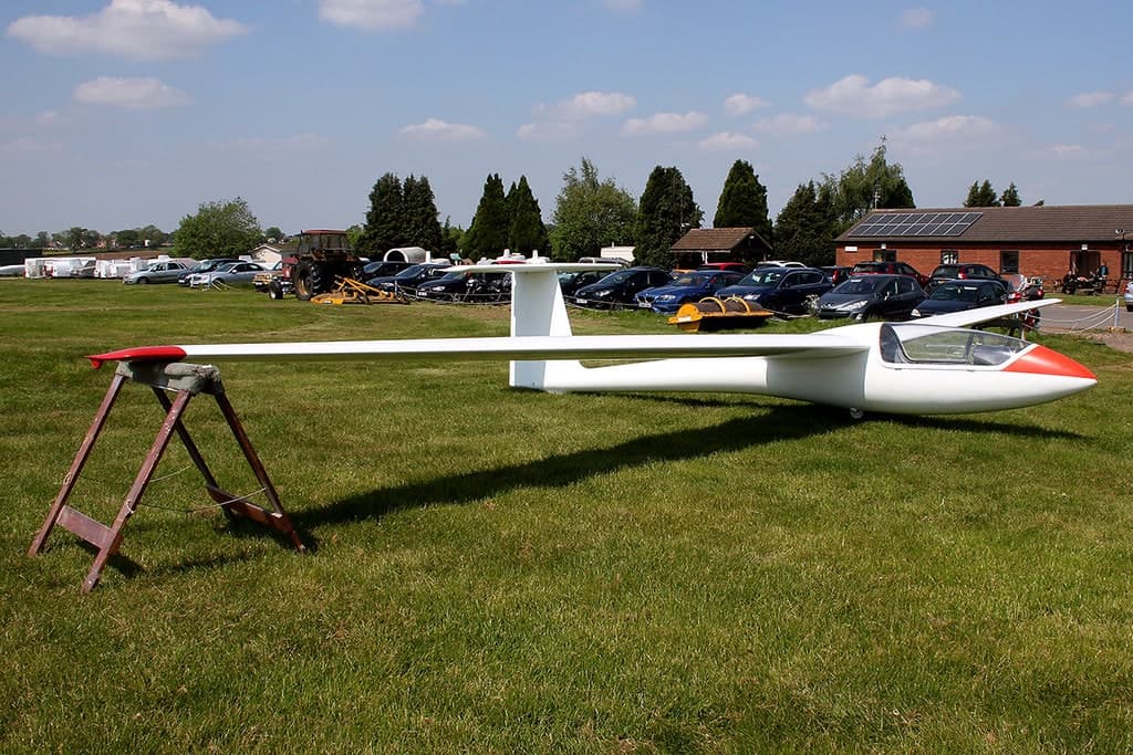 G-CFZP — Aircraft