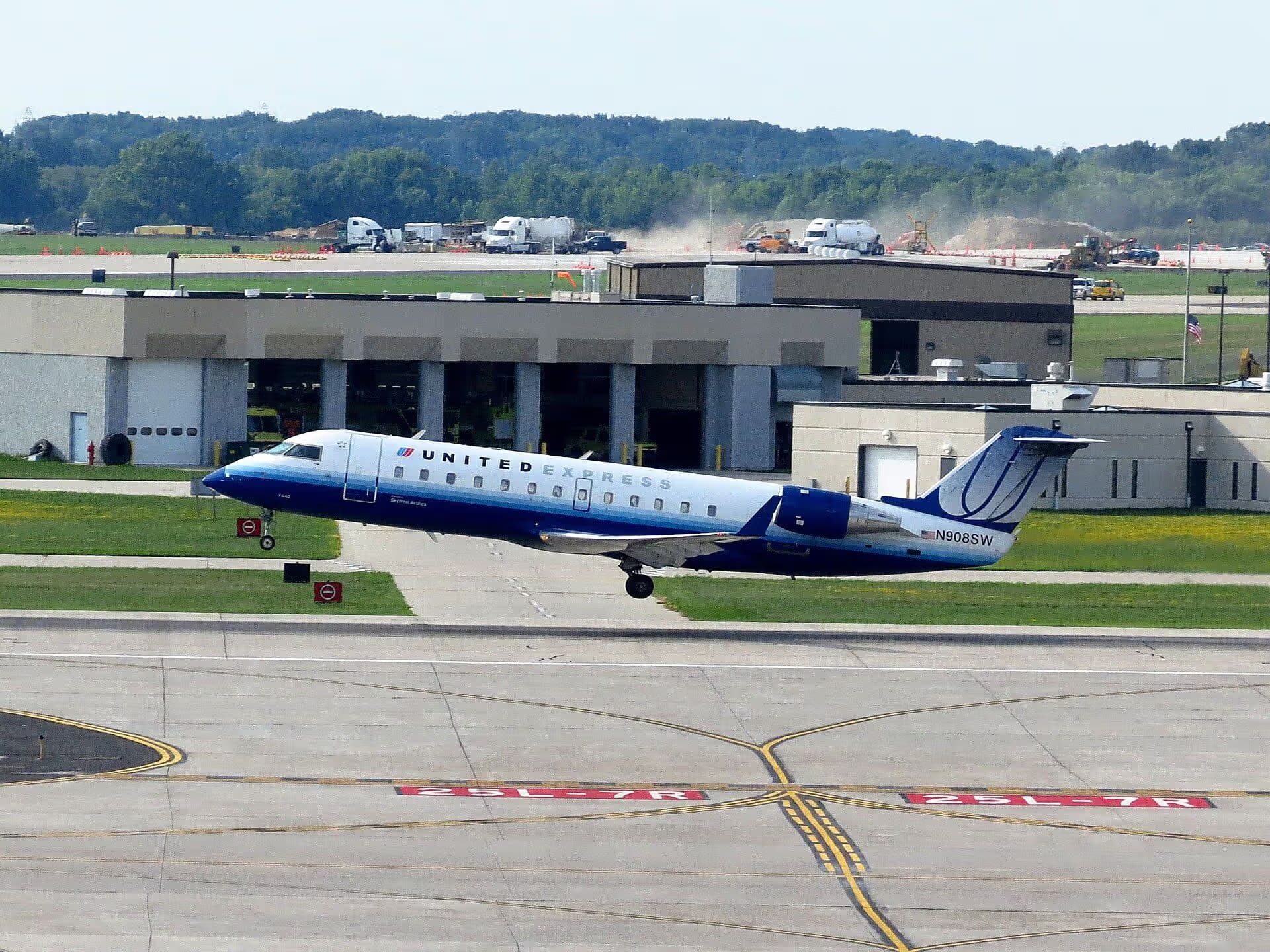 N908SW — Bombardier