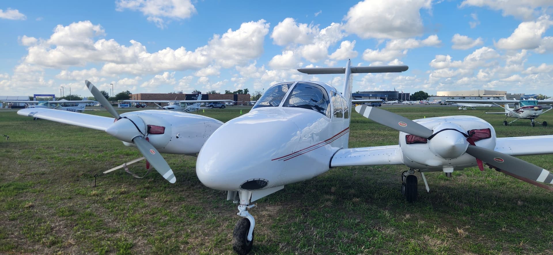 N885FT — Piper PA-44-180 Seminole at Lakeland Linder Intl