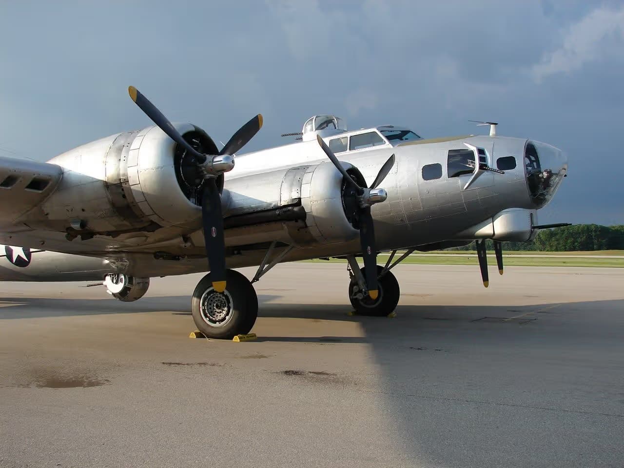 N5017N — Twin-engine aircraft