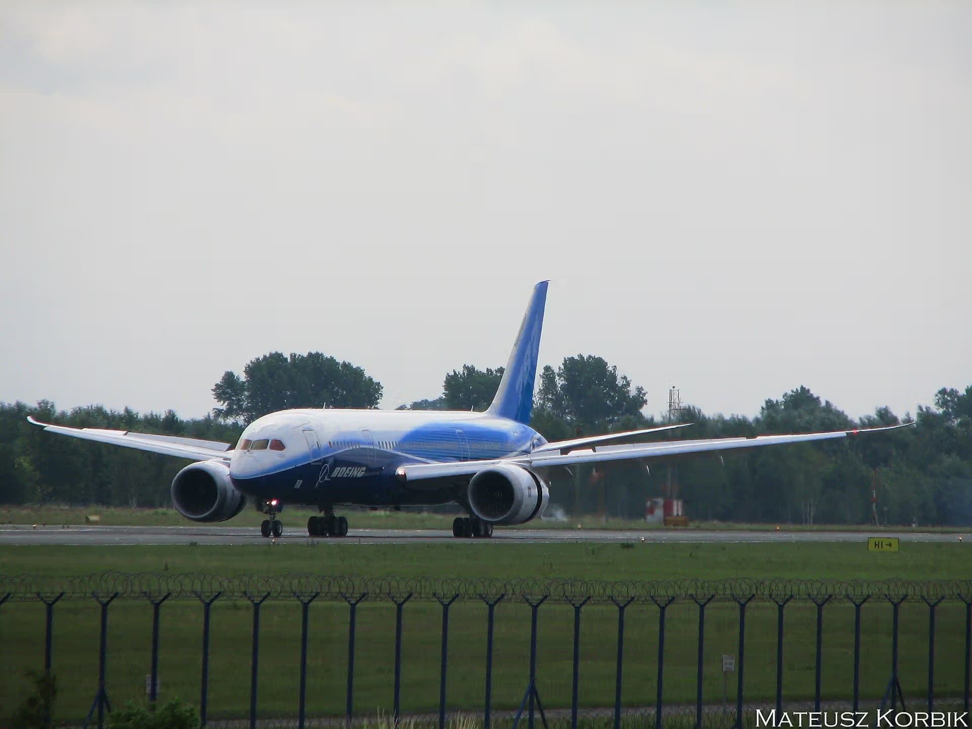 N787BA — Boeing
