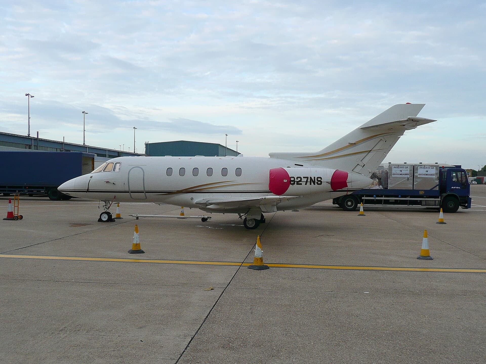 N827NS — Business jet