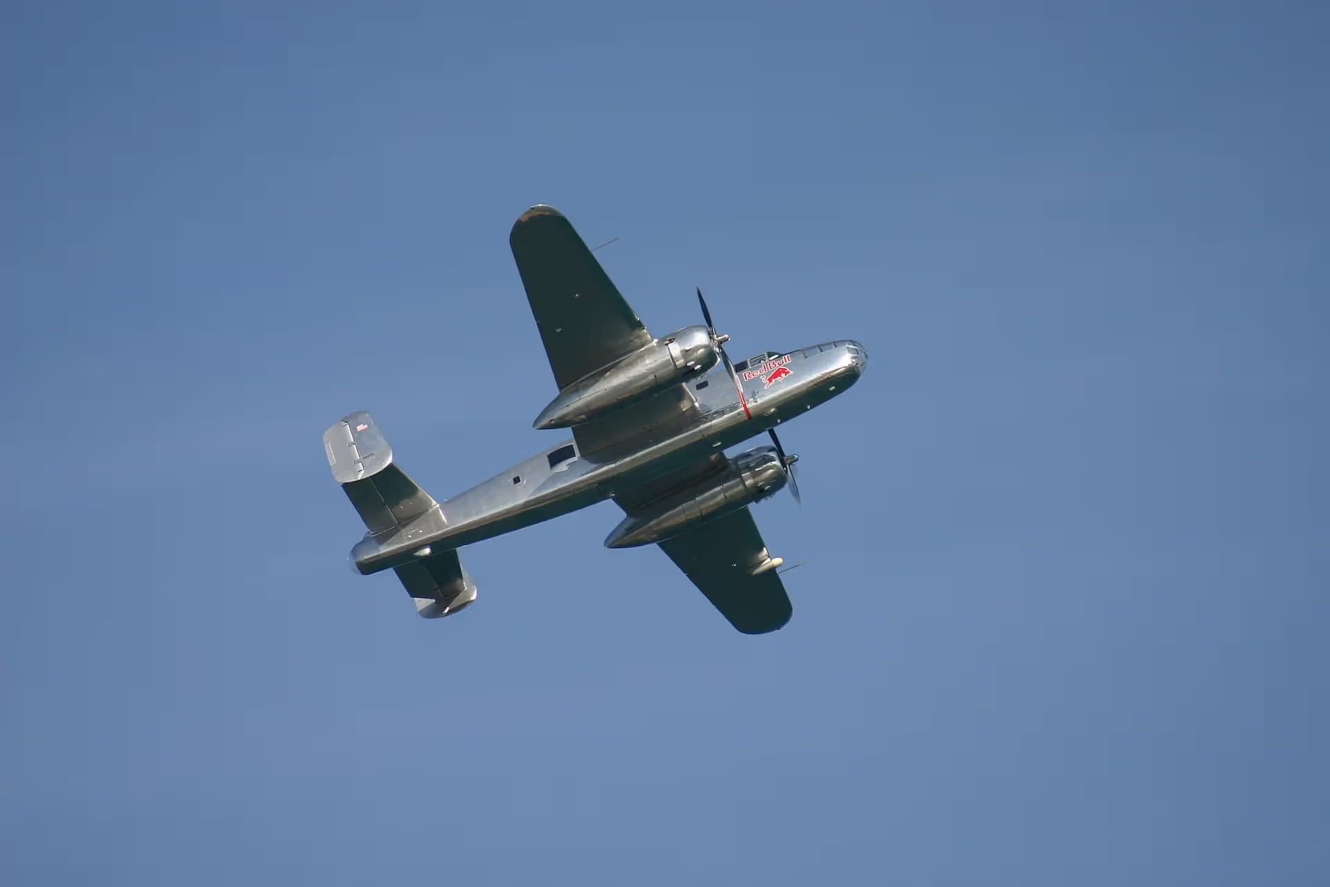 Unidentified — Warbird