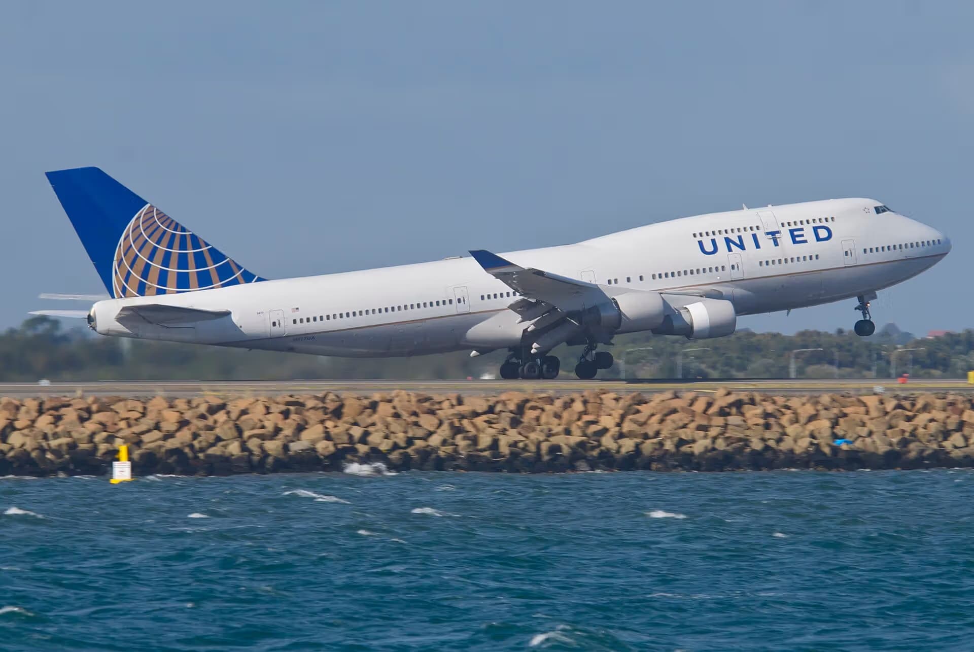 N177UA — Boeing
