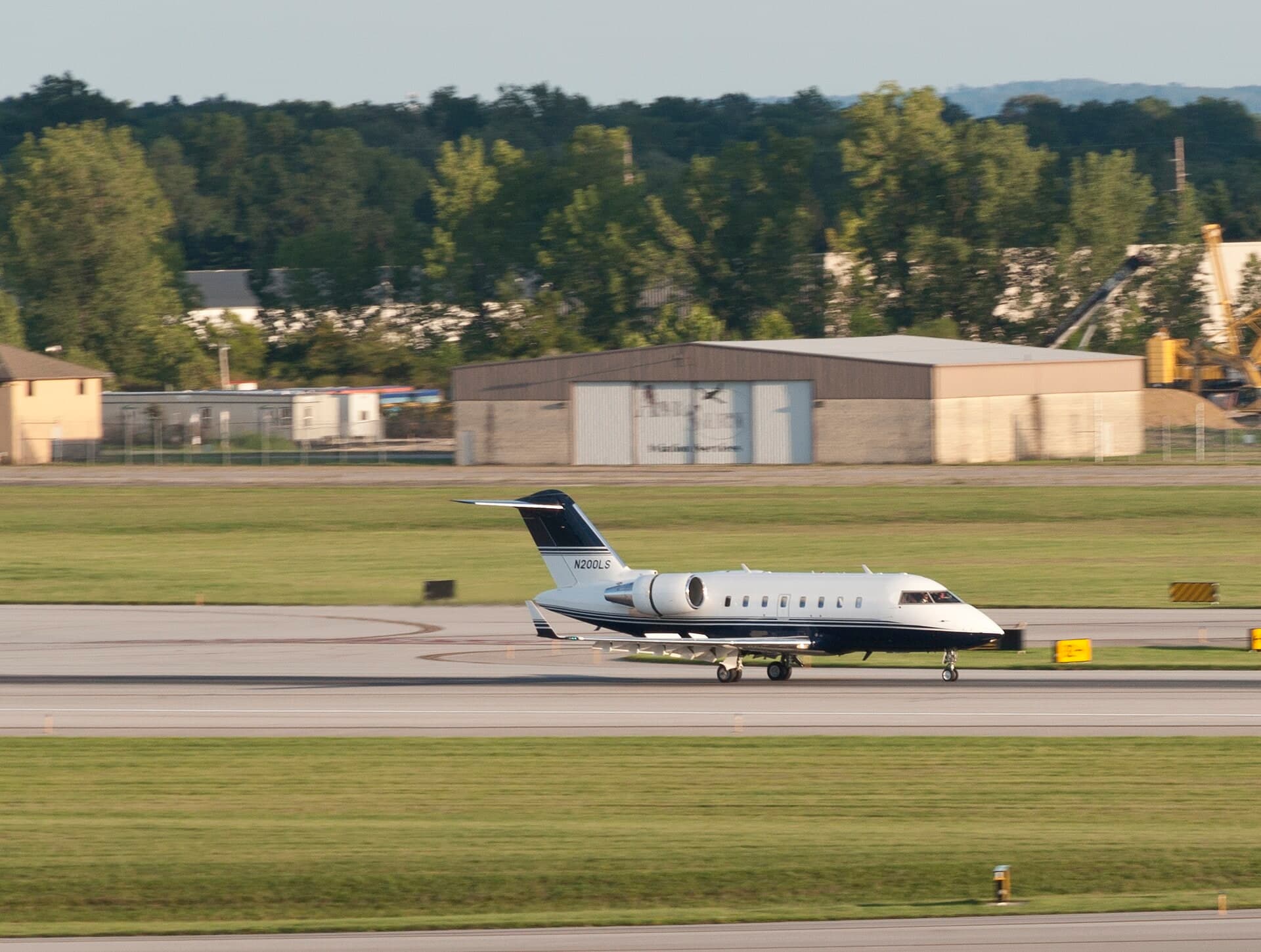 N200LS — Business jet