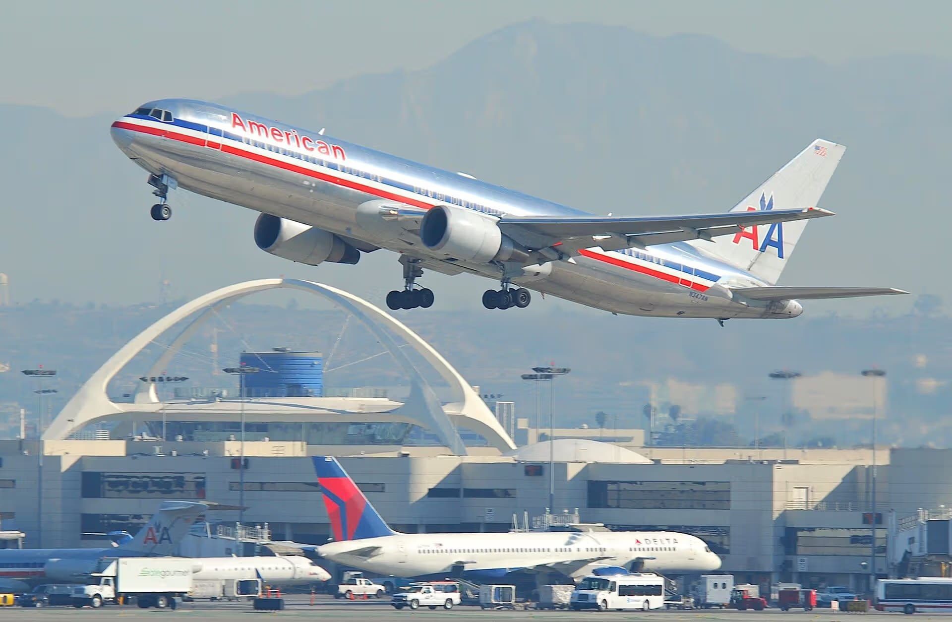 N347AN — Boeing
