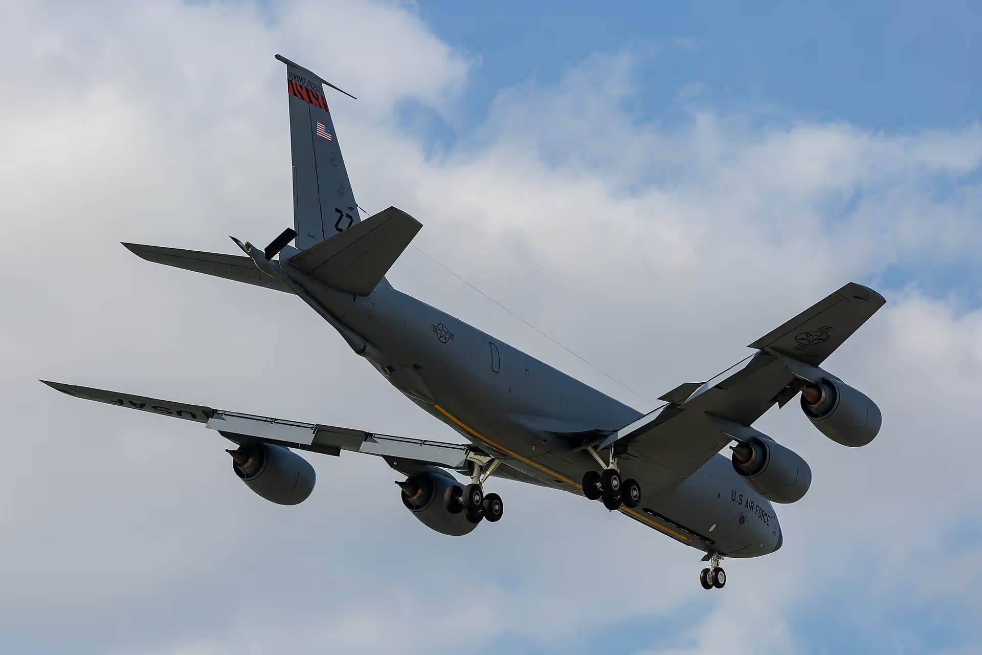 Unidentified — Aircraft