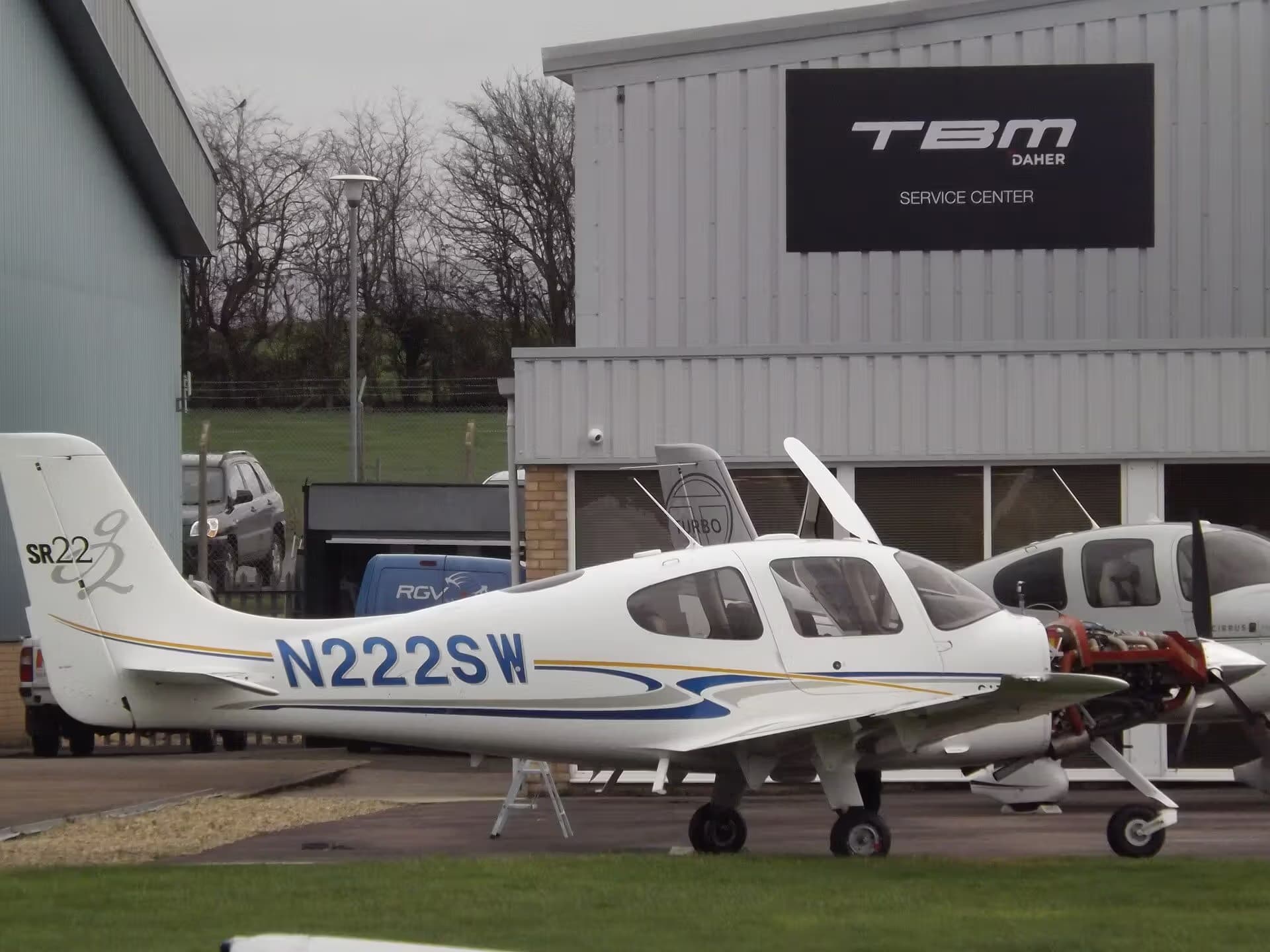 N222SW — Cirrus