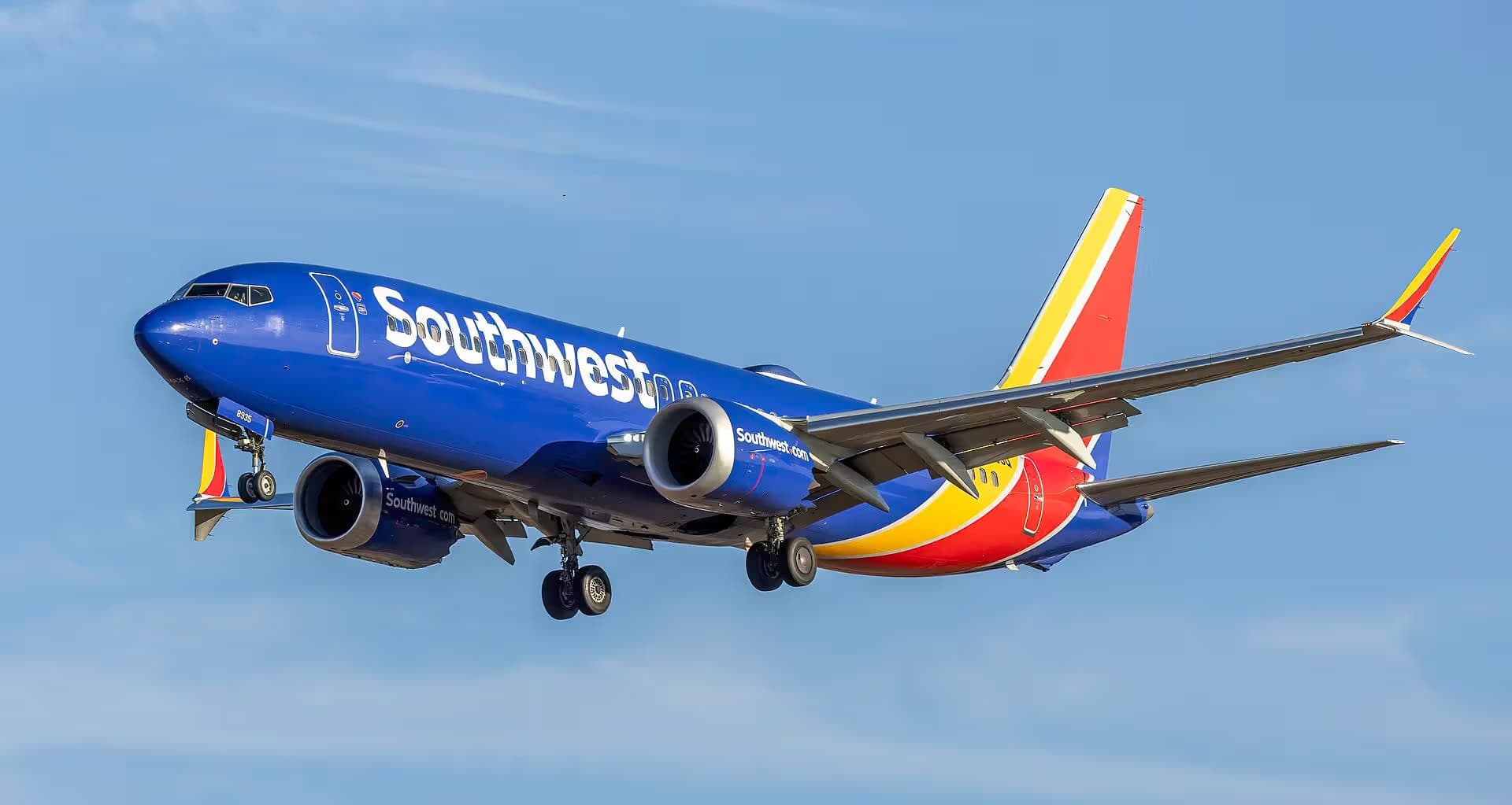 N8935Q — Boeing
