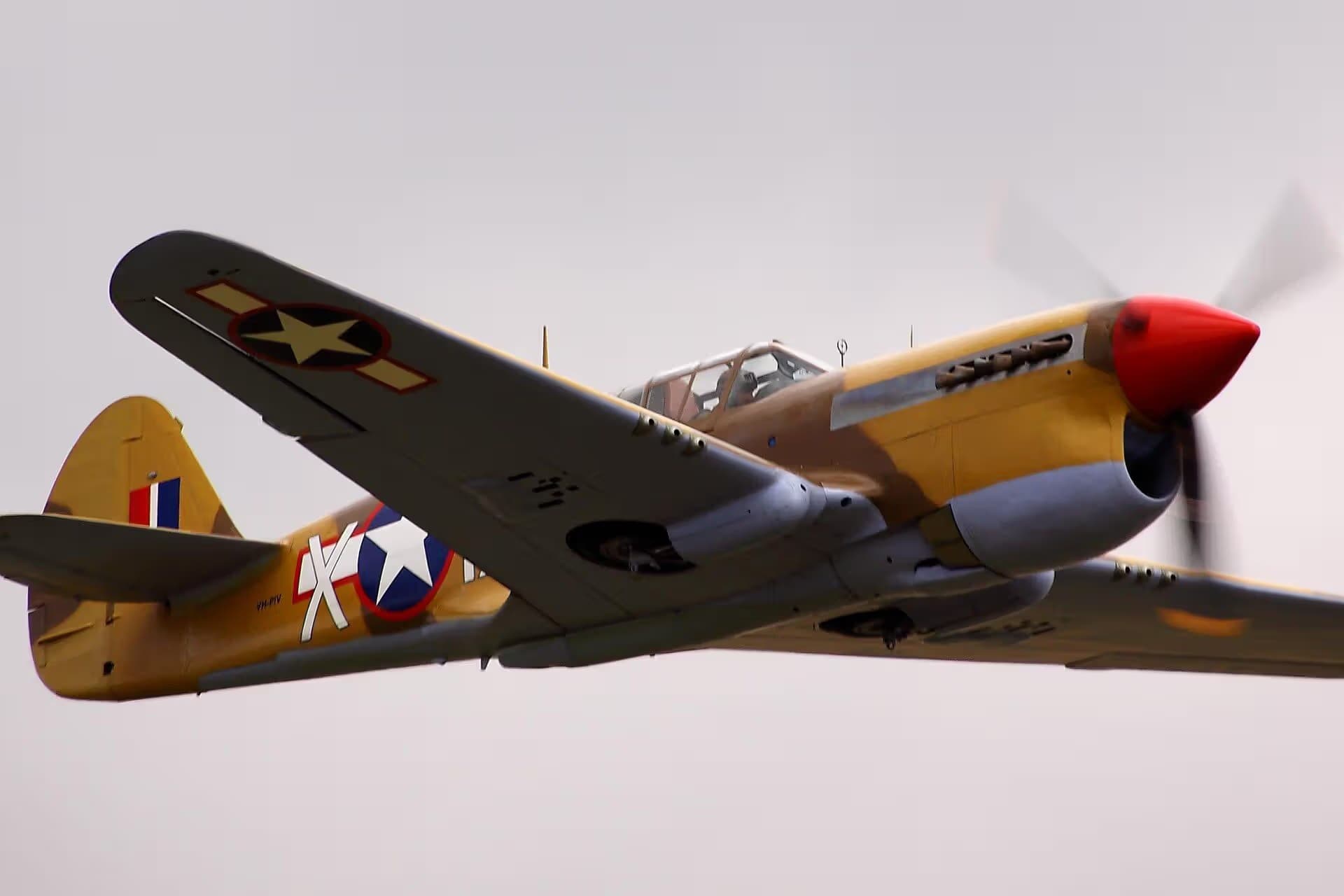 Unidentified — Single-engine aircraft