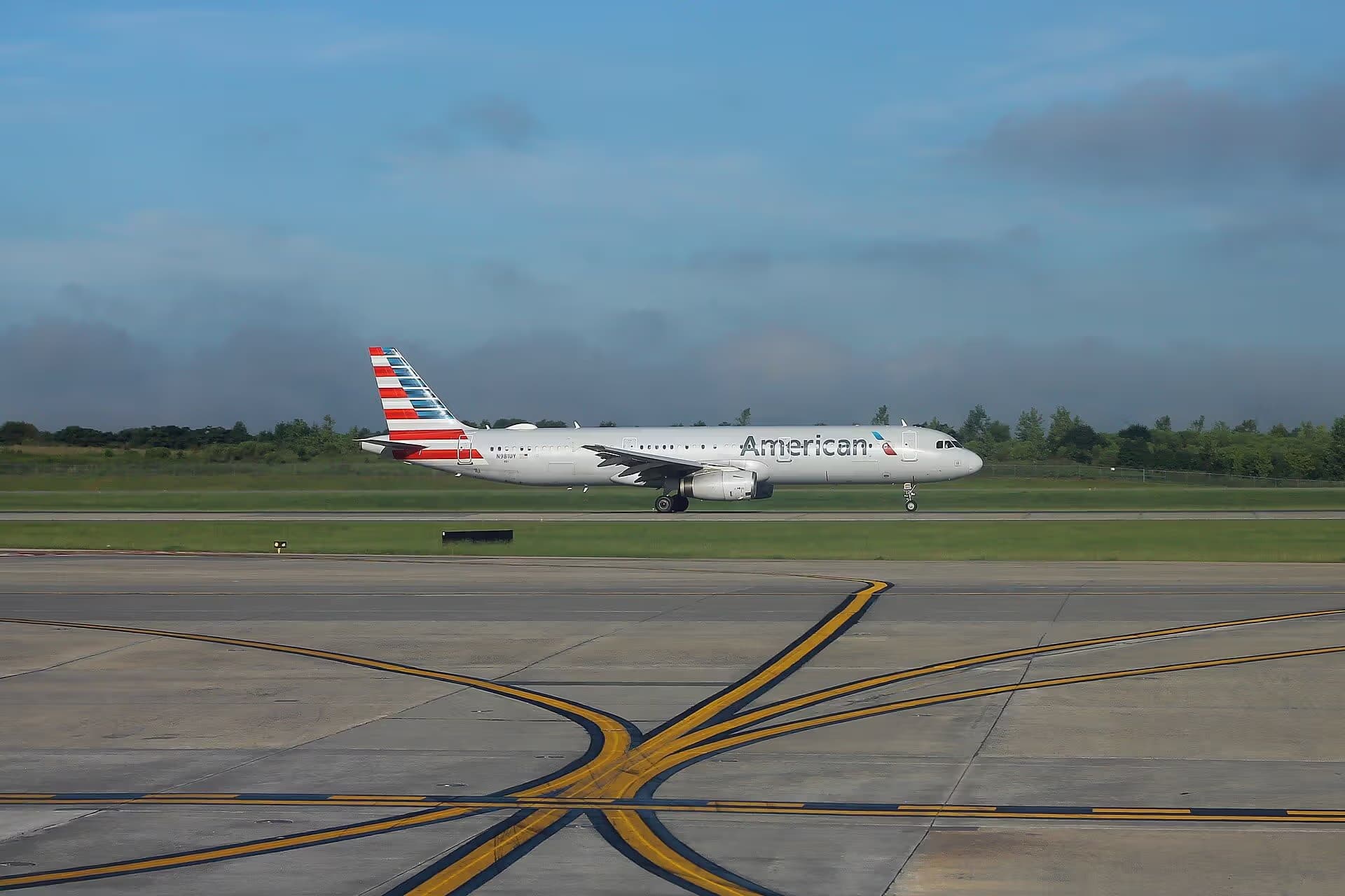 N981UY — Airbus