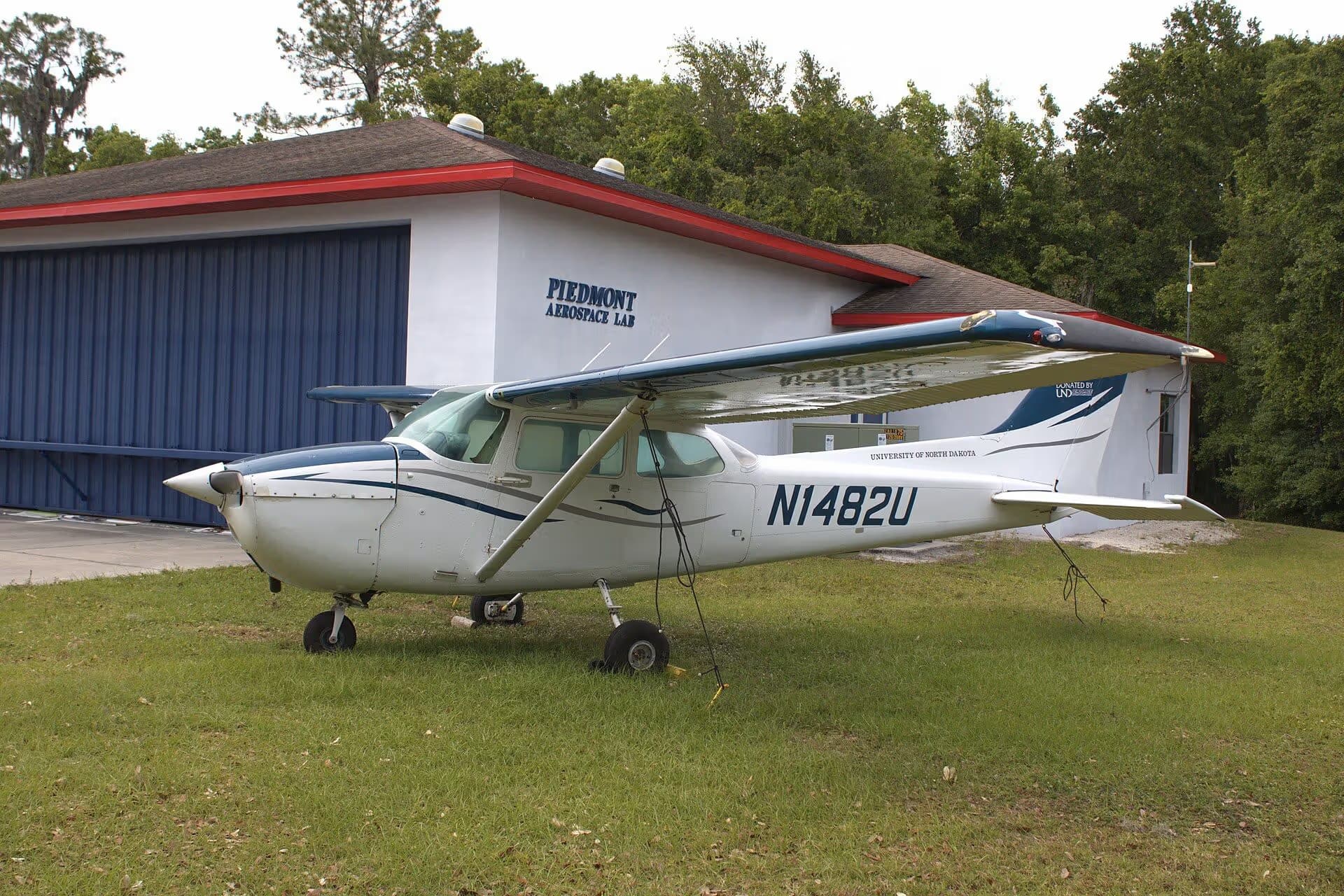 N1482U — Cessna