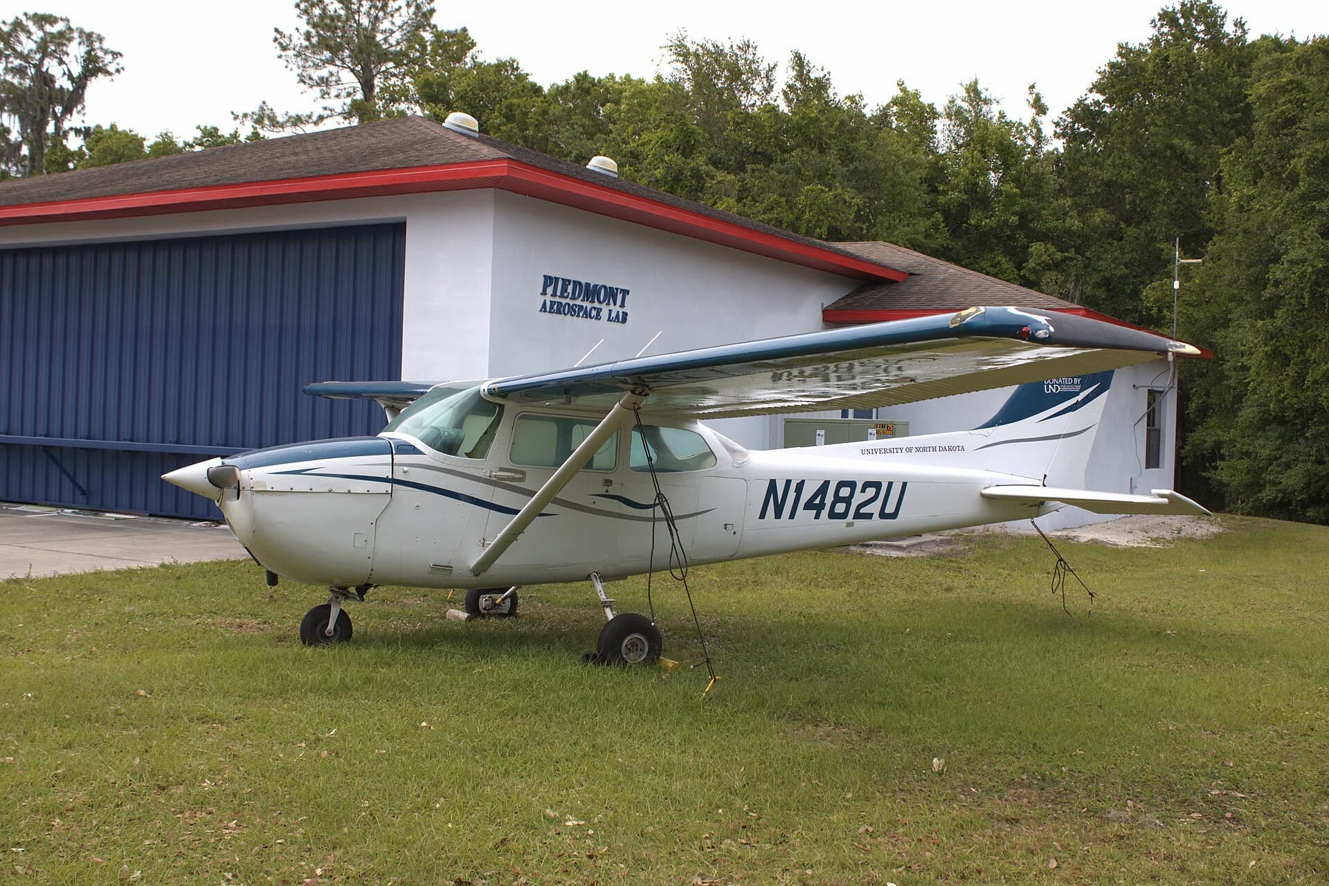 N1482U — Cessna