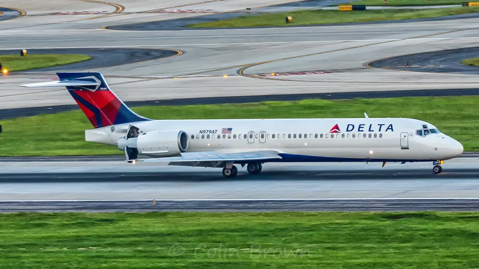 N979AT — Boeing