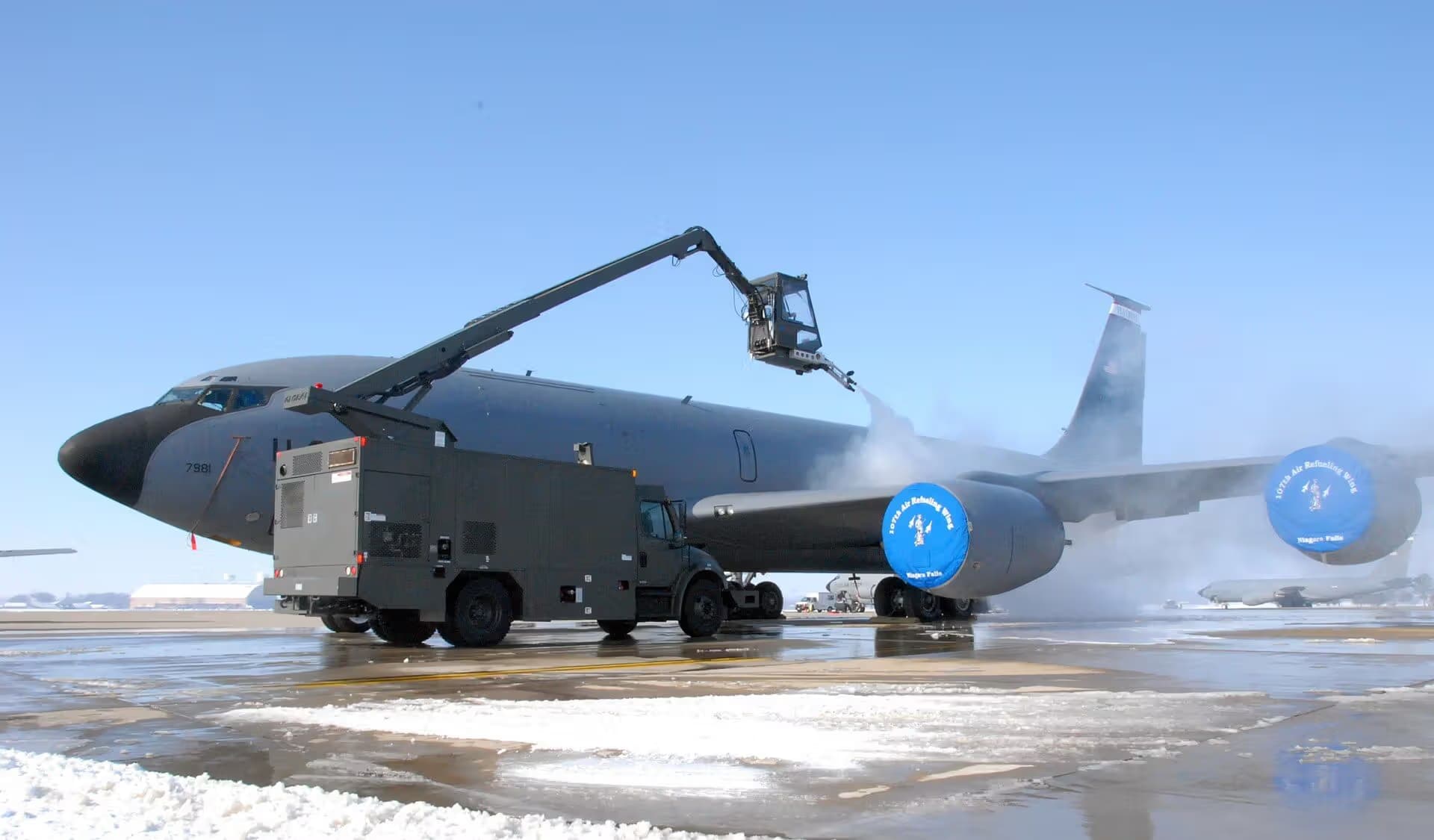 Unidentified — Boeing