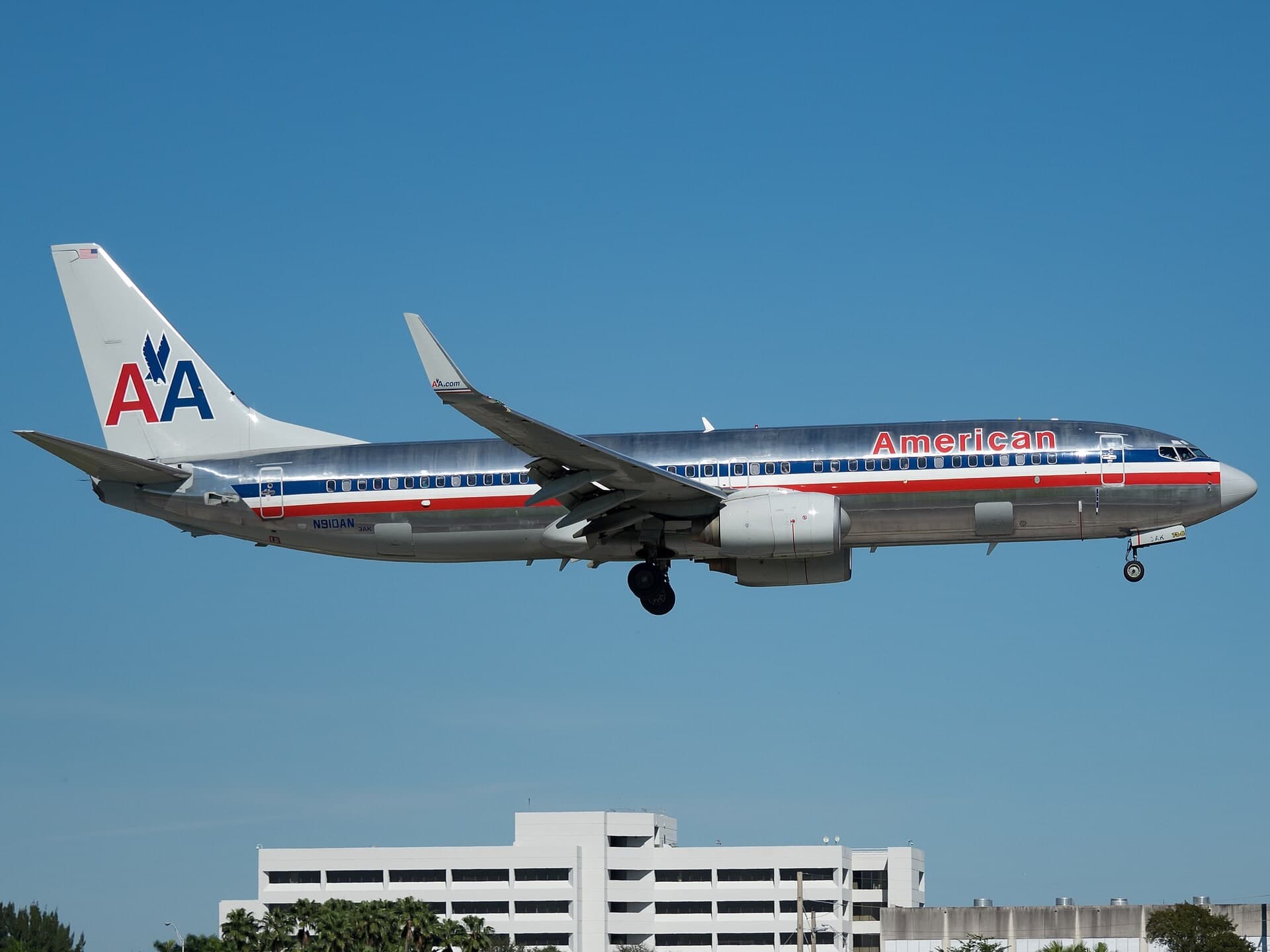 N910AN — Twin-engine aircraft