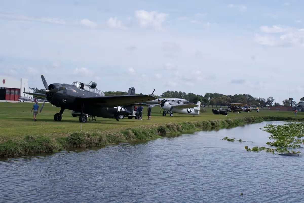 Unidentified — Warbird