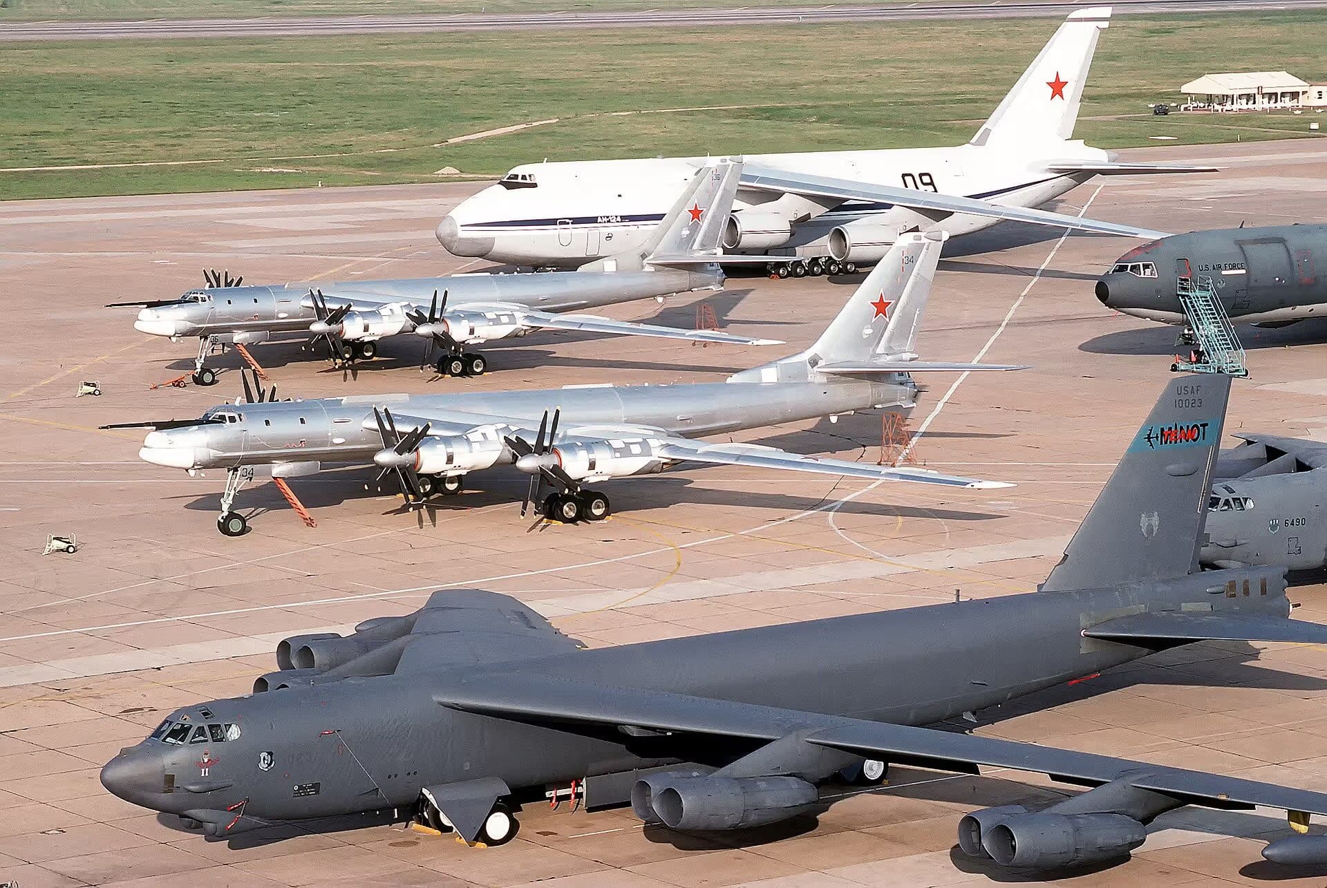 Unidentified — Aircraft