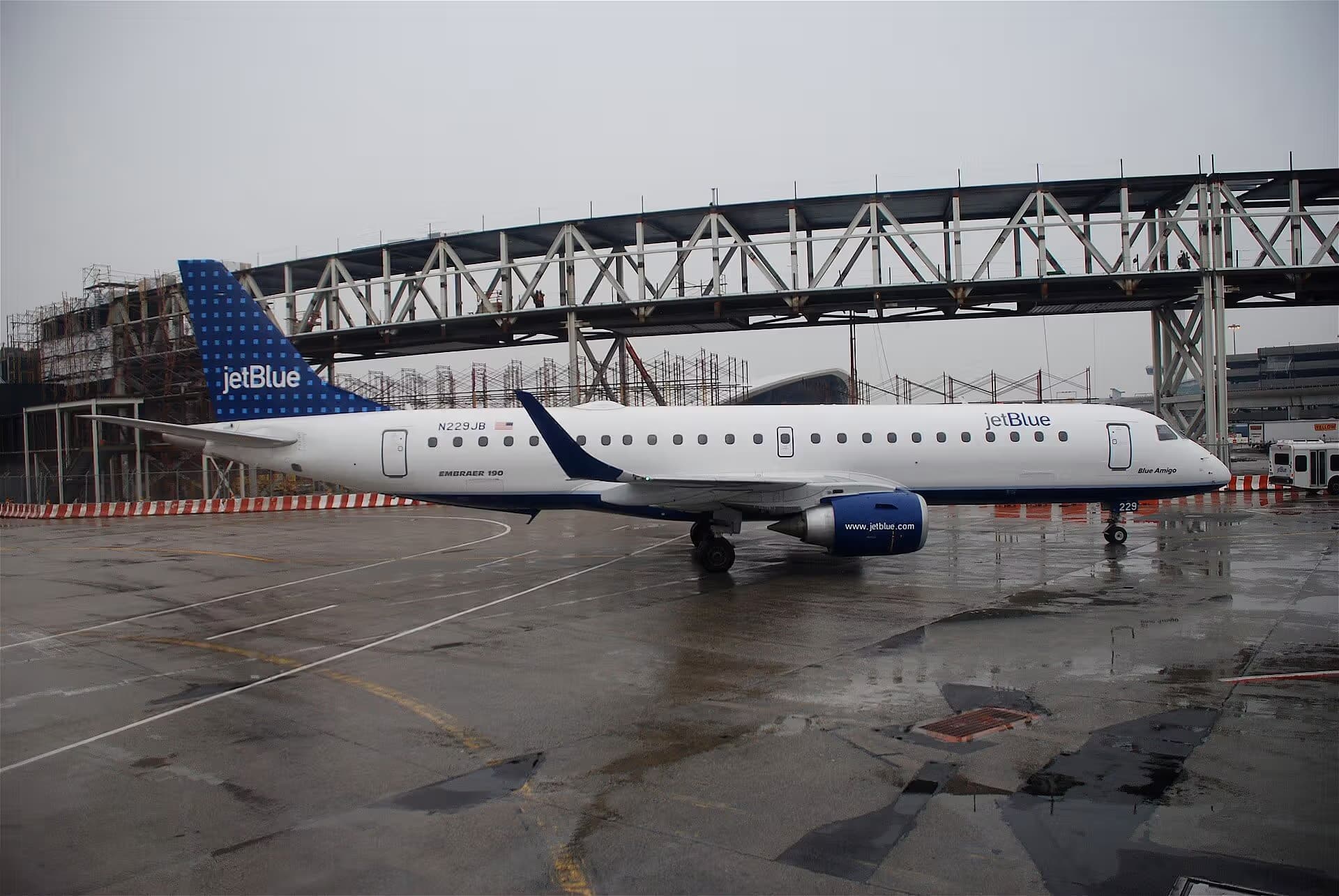 N229JB — Embraer