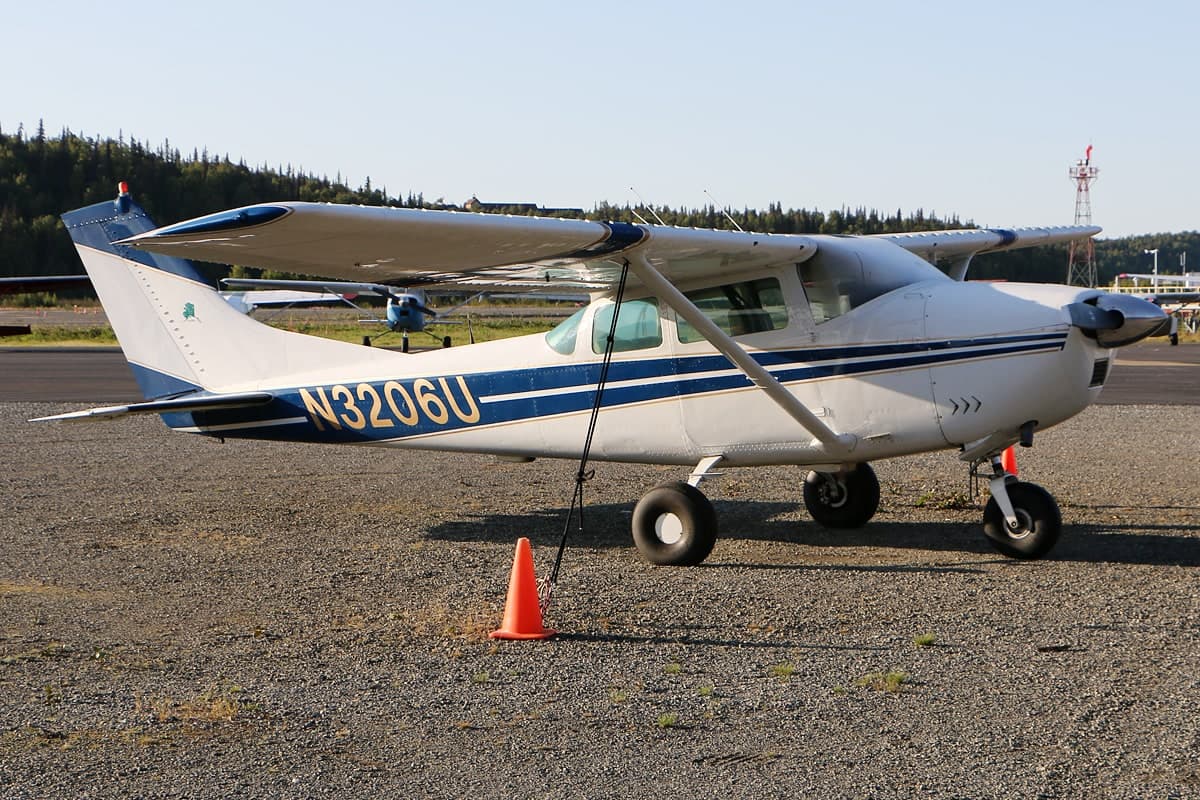 N3206U — Cessna