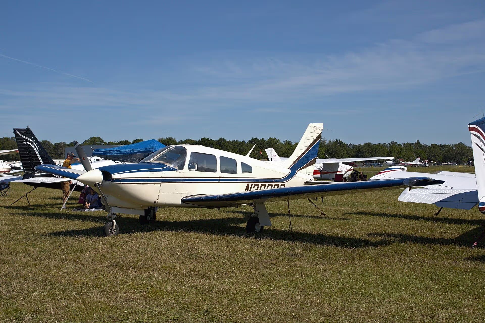 N38203 — Single-engine aircraft