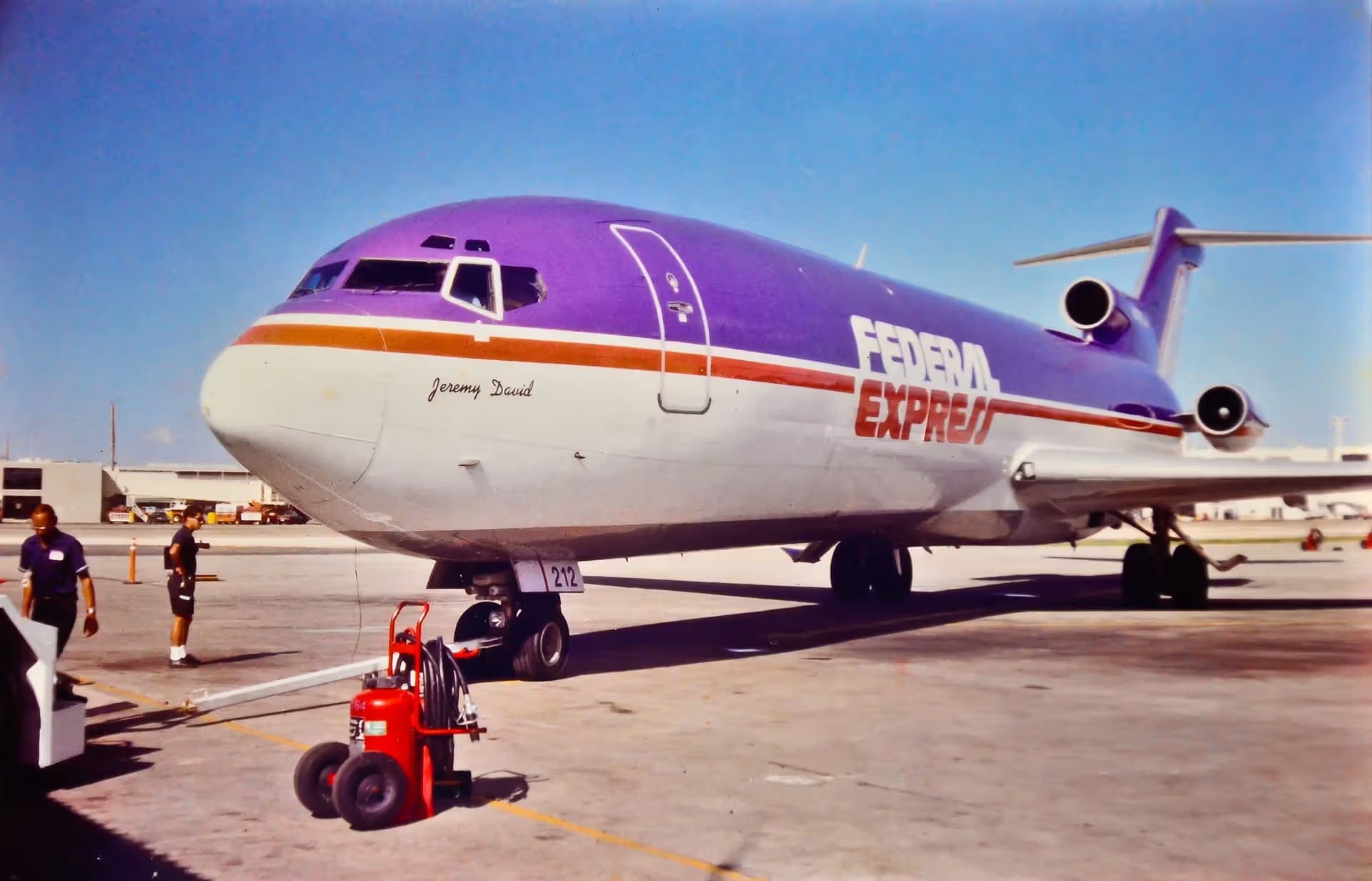 N212FE — Boeing