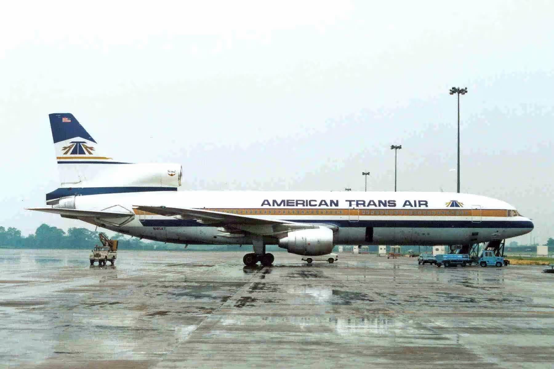N185AT — Lockheed