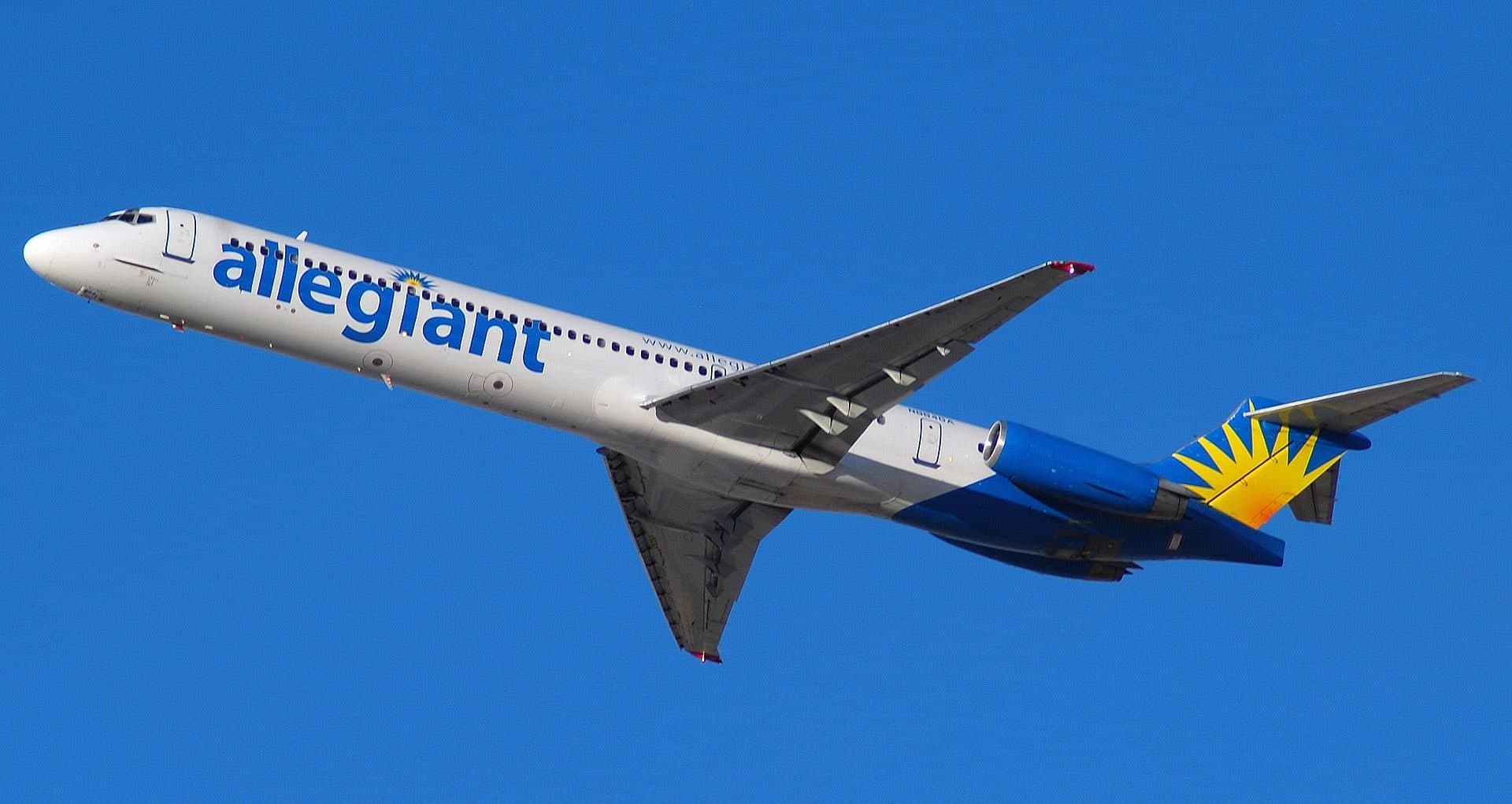 N894GA — Douglas