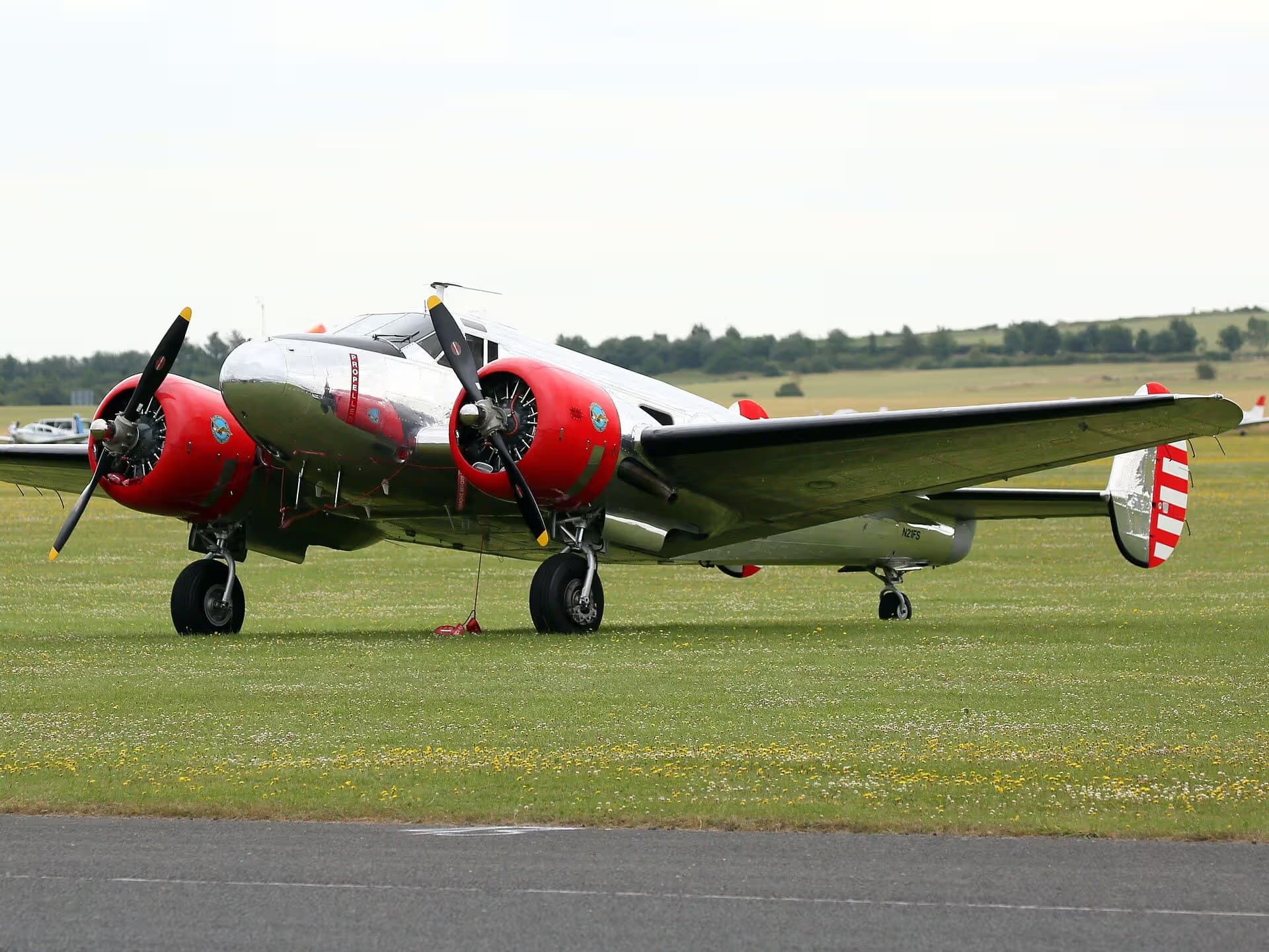 N21FS — Beech