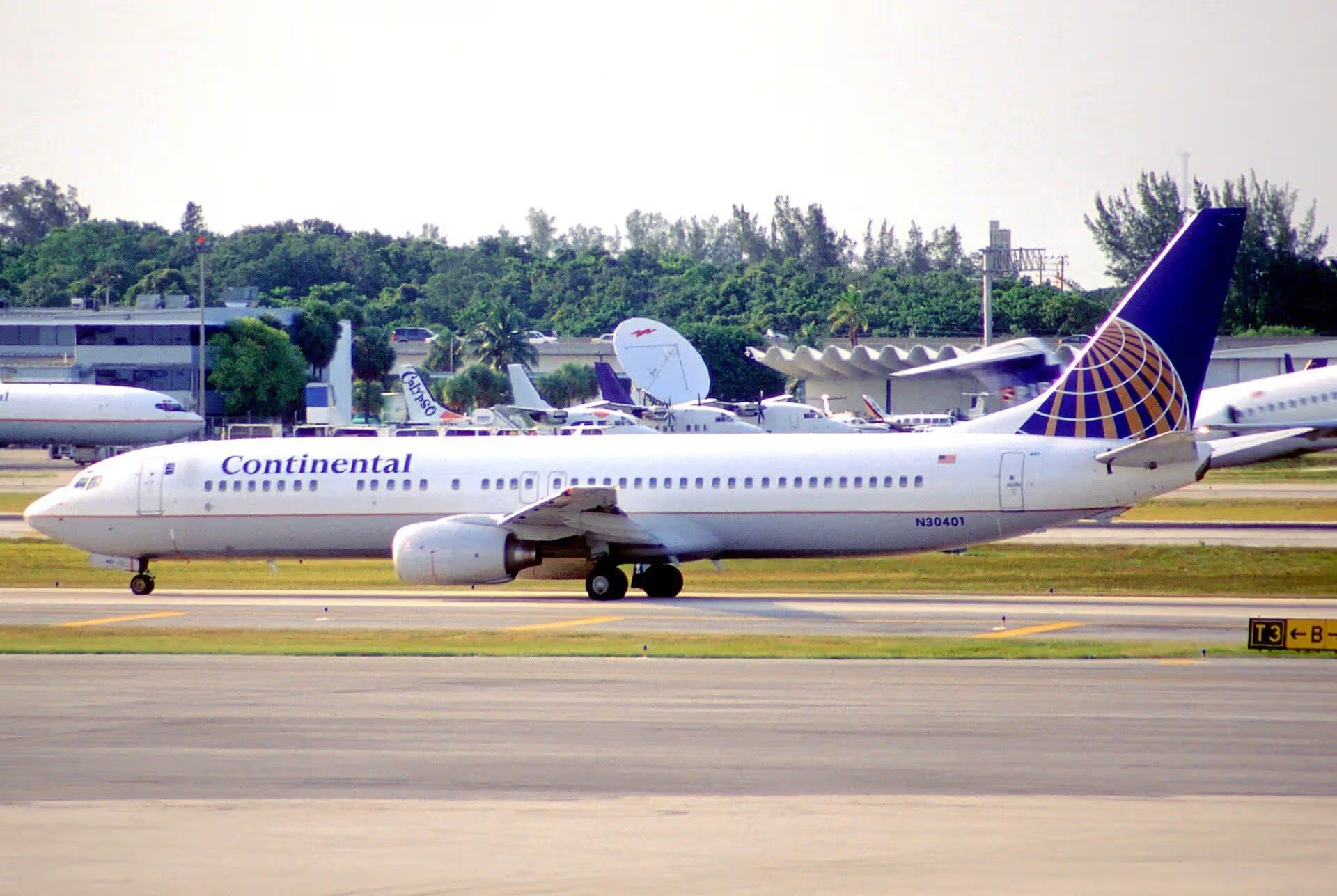 N30401 — Boeing