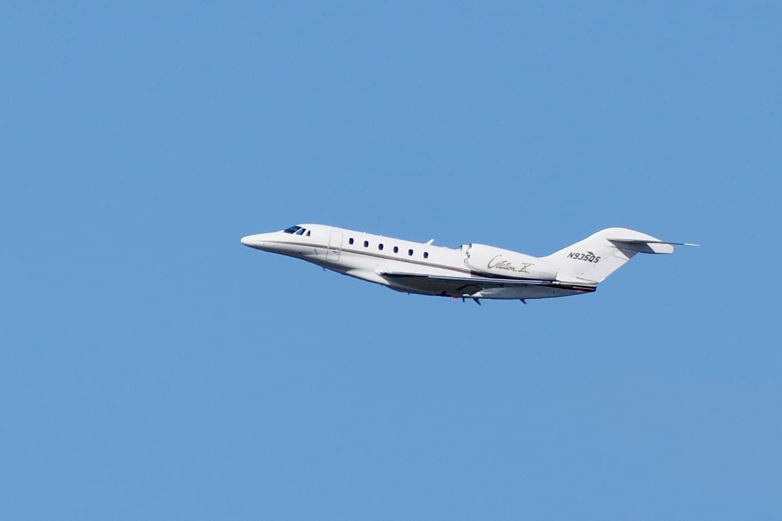 N935QS — Aircraft