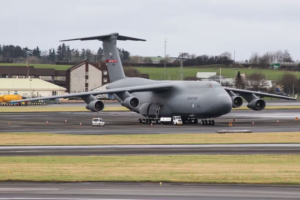 Unidentified — Aircraft