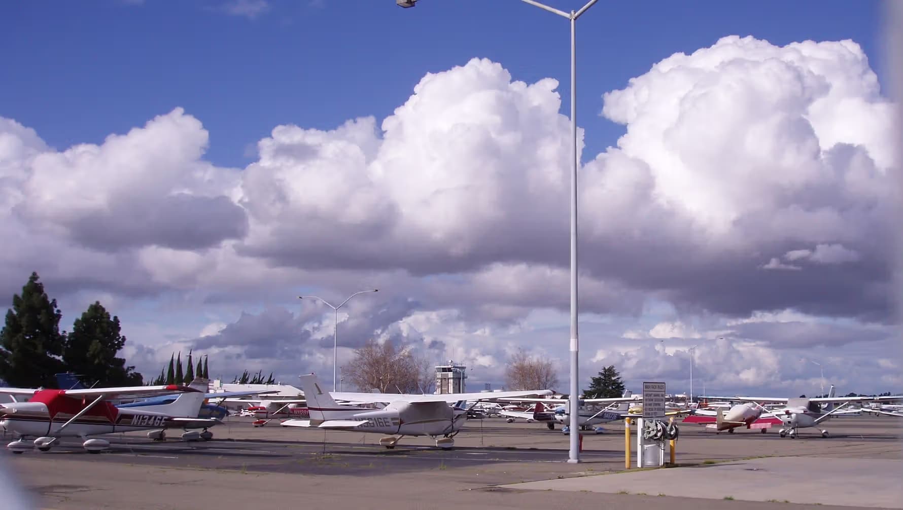 N11281 — Single-engine aircraft